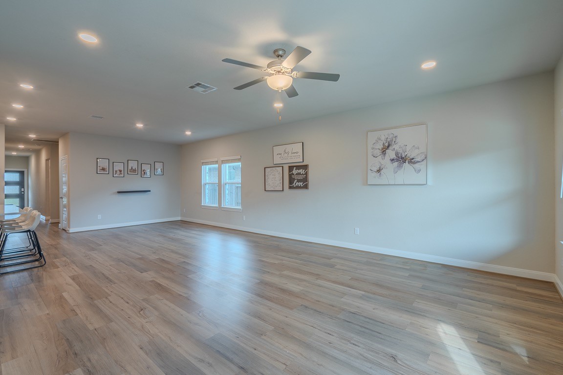 24714 Alaiga Glen Drive Property Photo 6