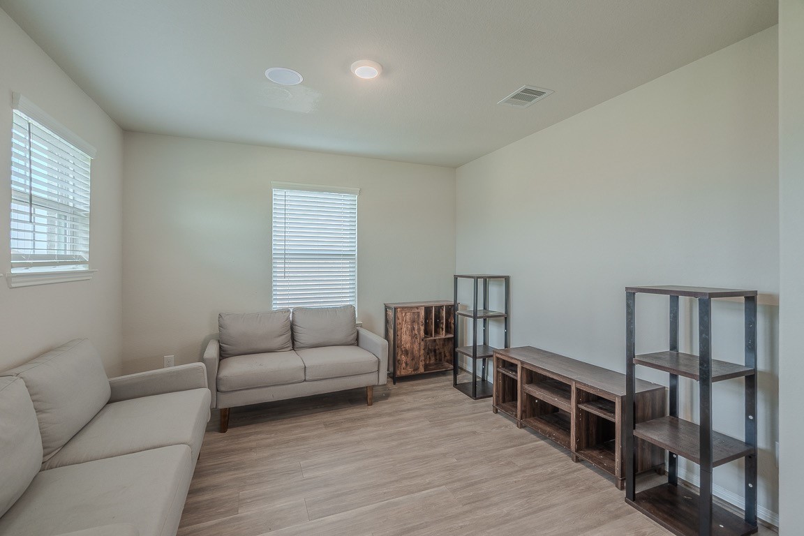 24714 Alaiga Glen Drive Property Photo 20
