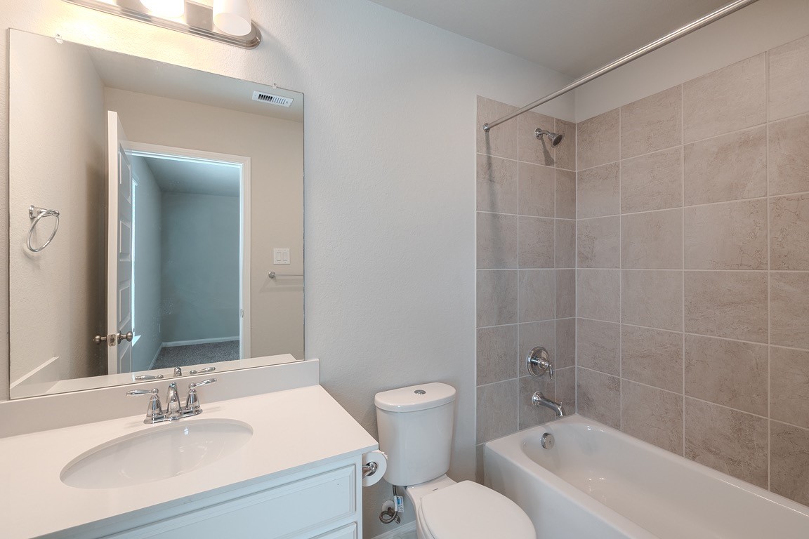 24714 Alaiga Glen Drive Property Photo 28