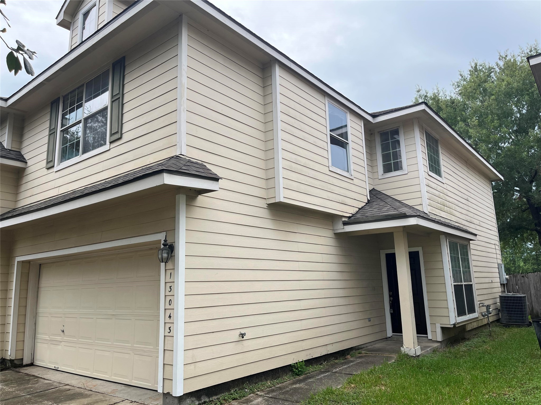 13043 Peppergate Lane Property Photo 1