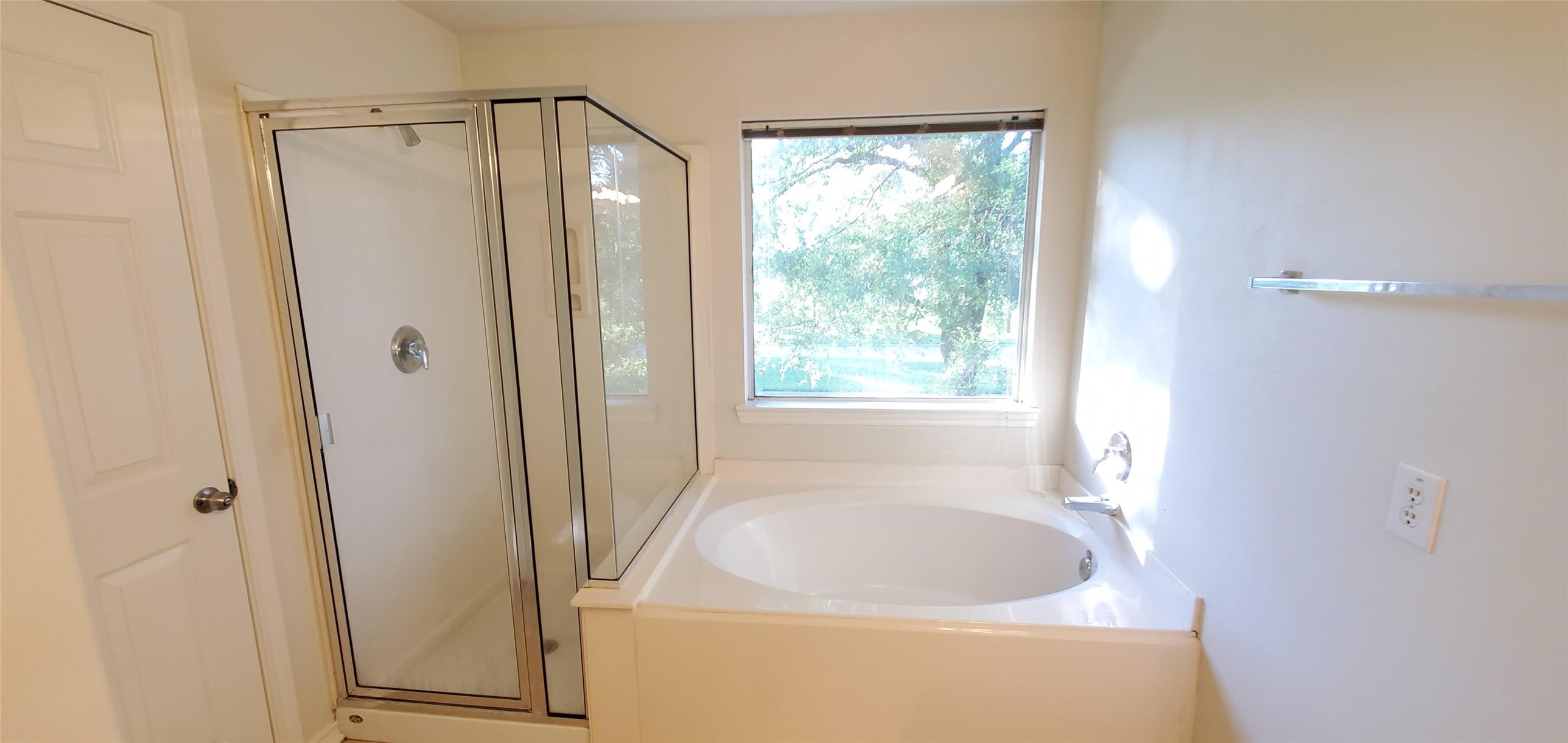 13043 Peppergate Lane Property Photo 12