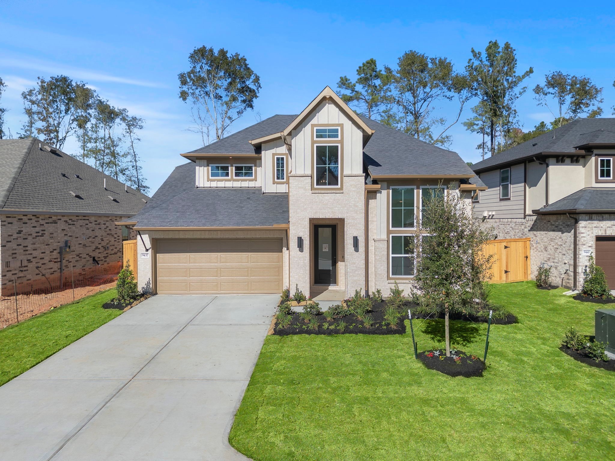 9437 Pacific Crest Court Property Photo 1