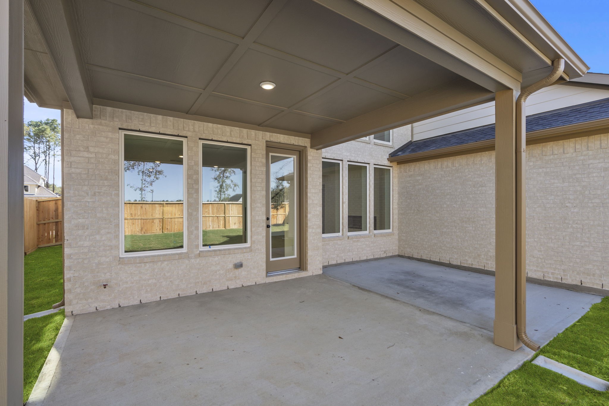 9437 Pacific Crest Court Property Photo 6