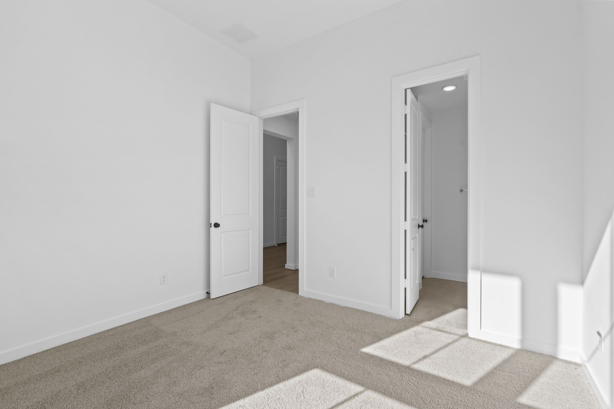 9437 Pacific Crest Court Property Photo 8