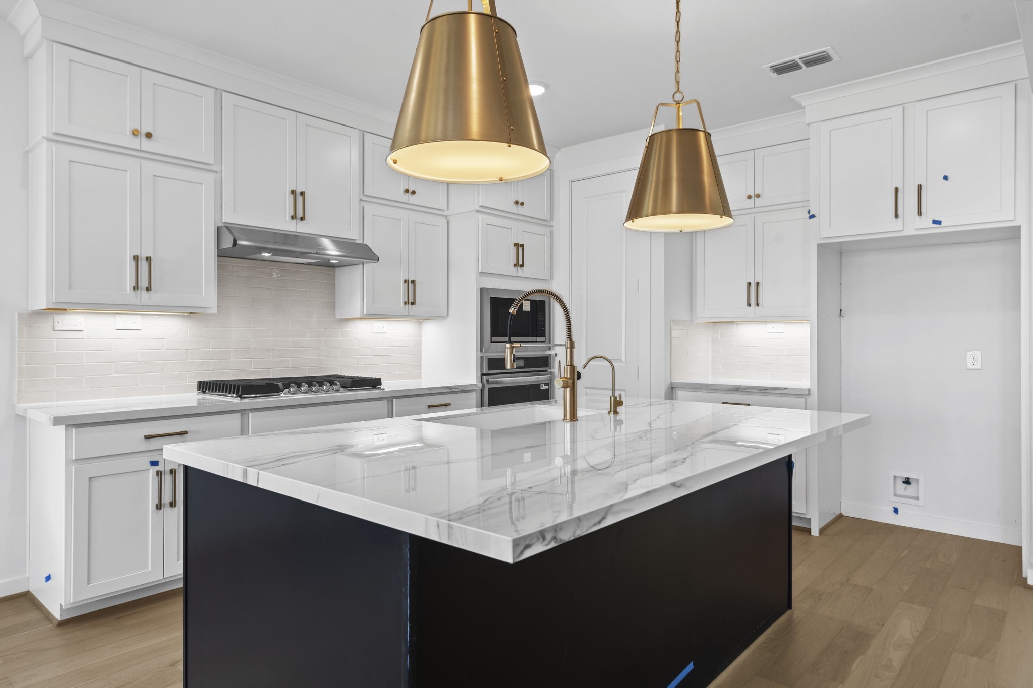 9437 Pacific Crest Court Property Photo 11