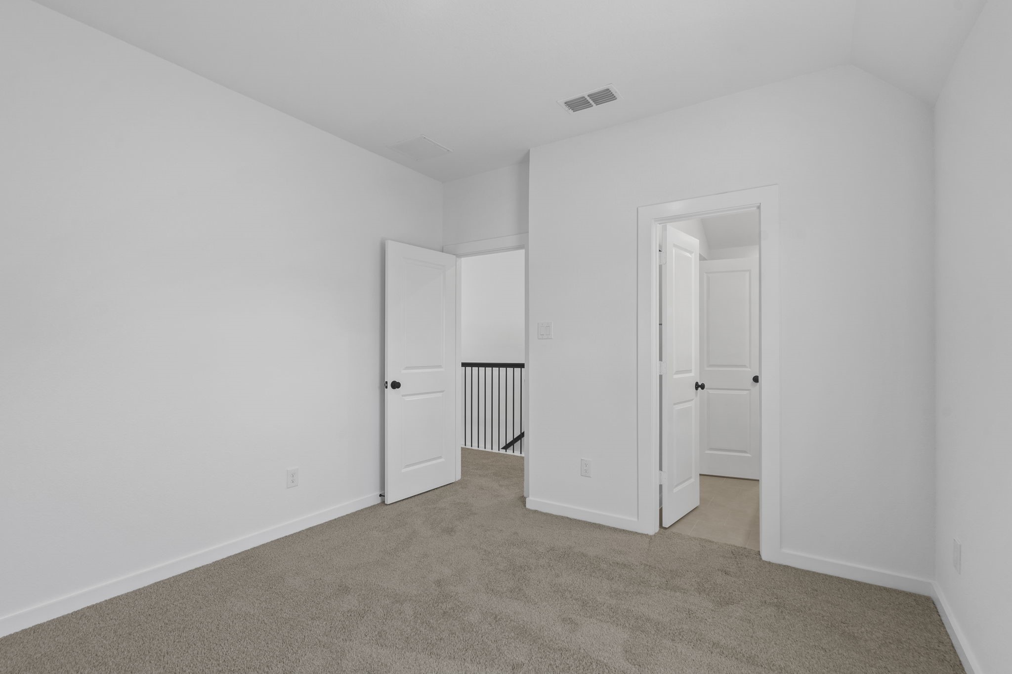 9437 Pacific Crest Court Property Photo 32