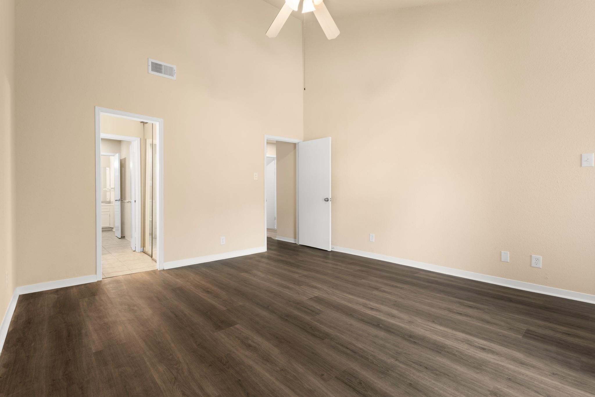 5921 Arncliffe Drive 5921 Property Photo 12
