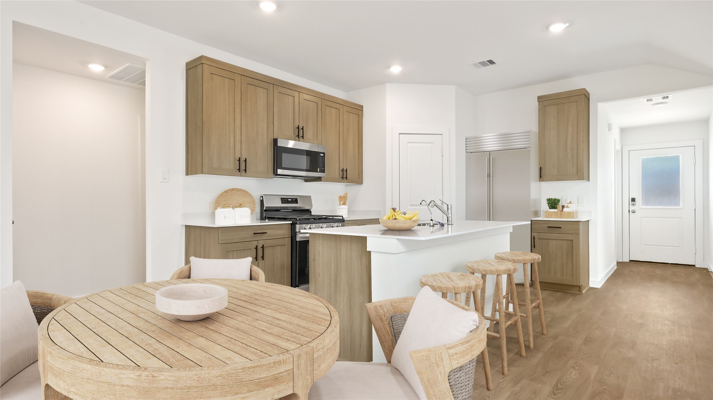 2631 Magnolia Meadow Lane Property Photo 4