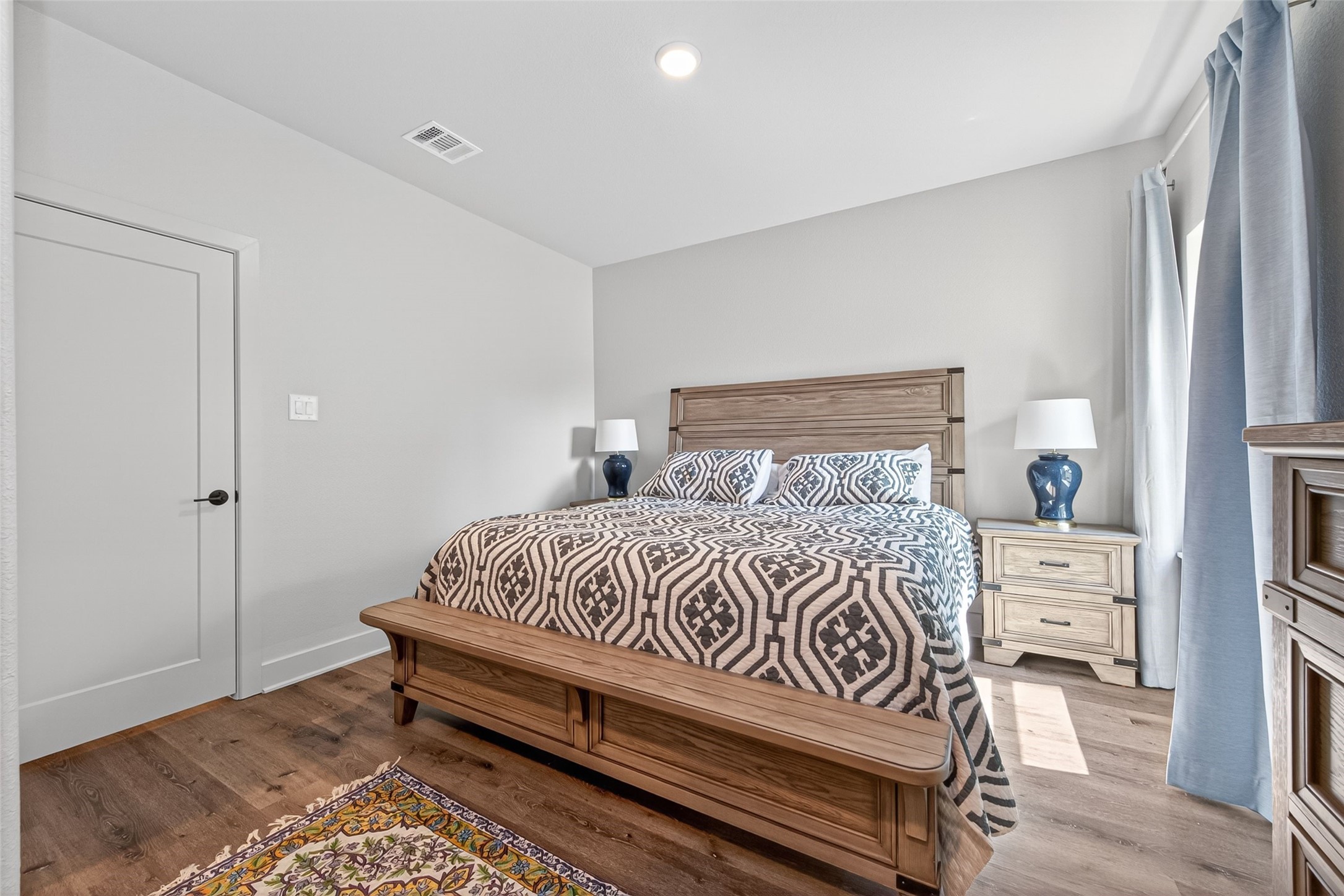 9979 Pebble Glen Drive Property Photo 20