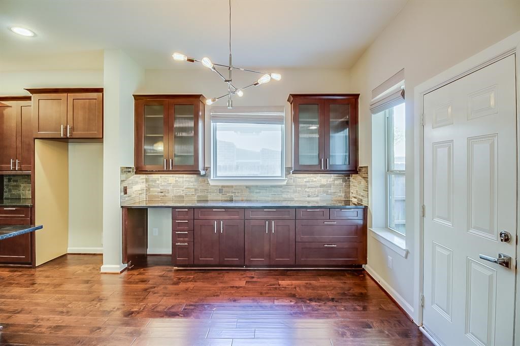 17106 Rainier Creek Drive Property Photo 6