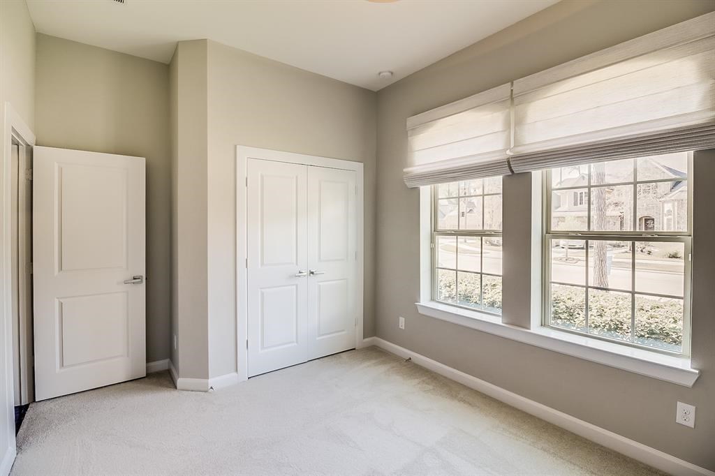 17106 Rainier Creek Drive Property Photo 19