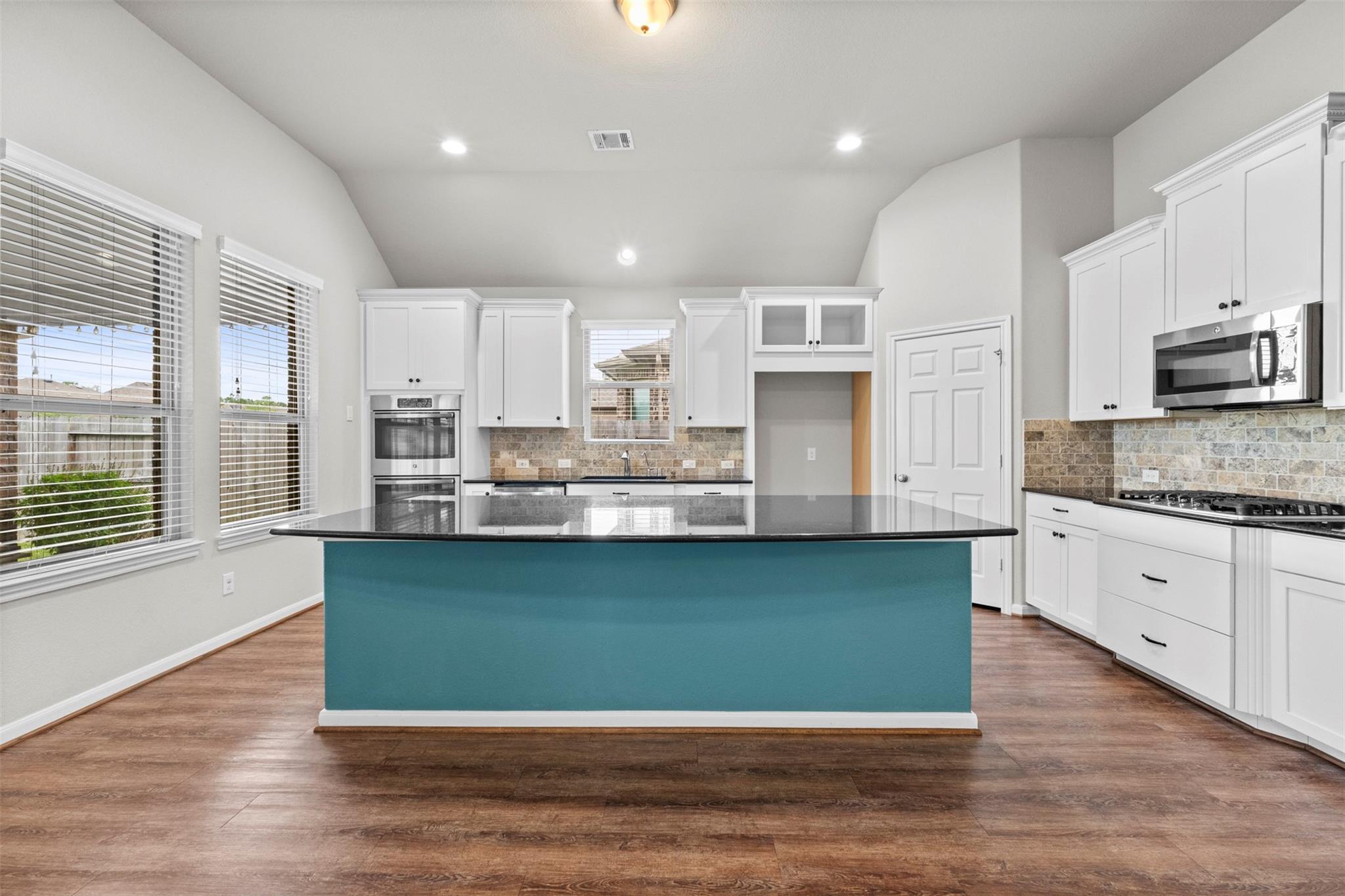 3827 Fleetwood Falls Lane, Spring Tx 77386 Property Photo 4