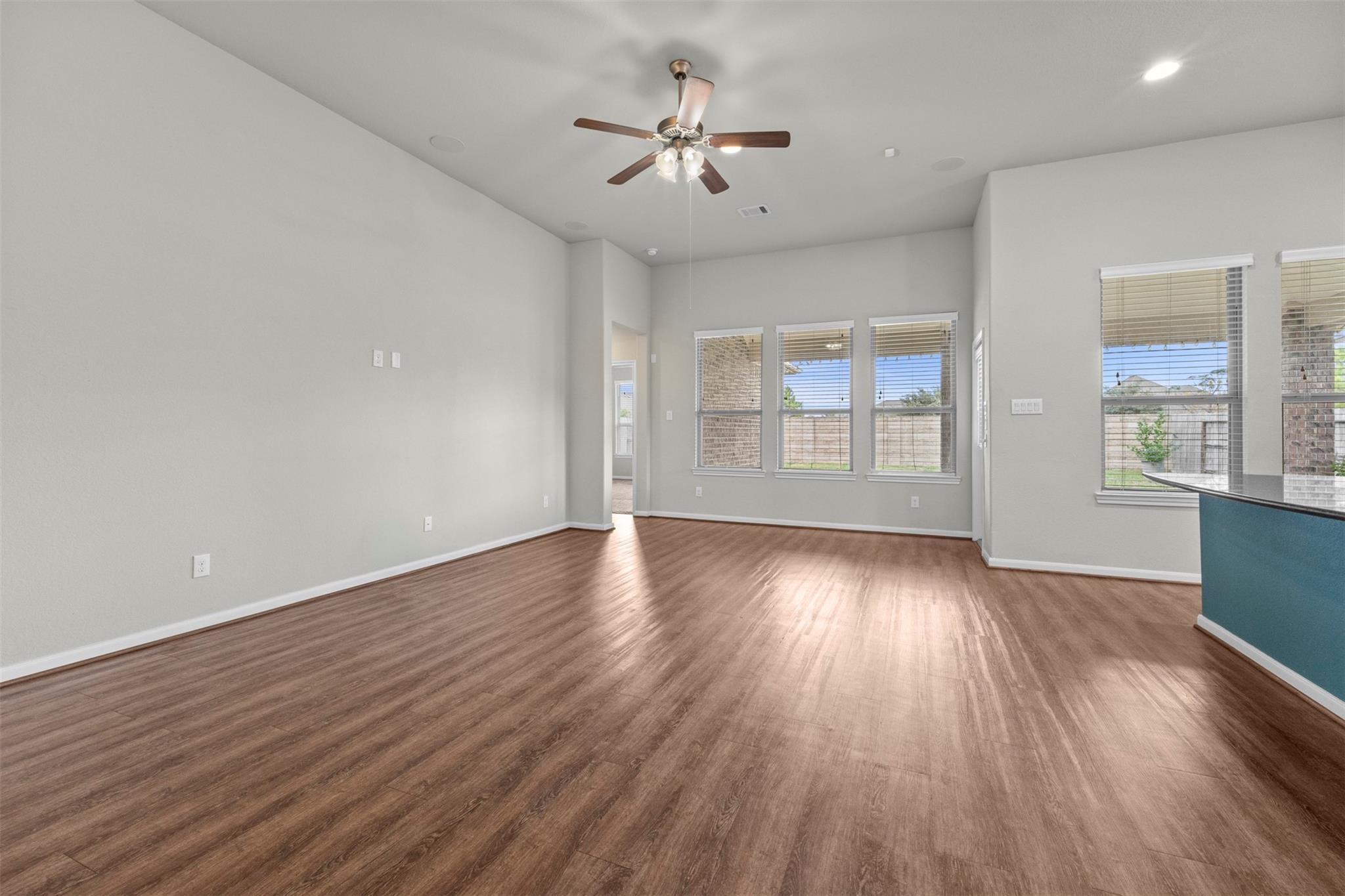 3827 Fleetwood Falls Lane, Spring Tx 77386 Property Photo 12
