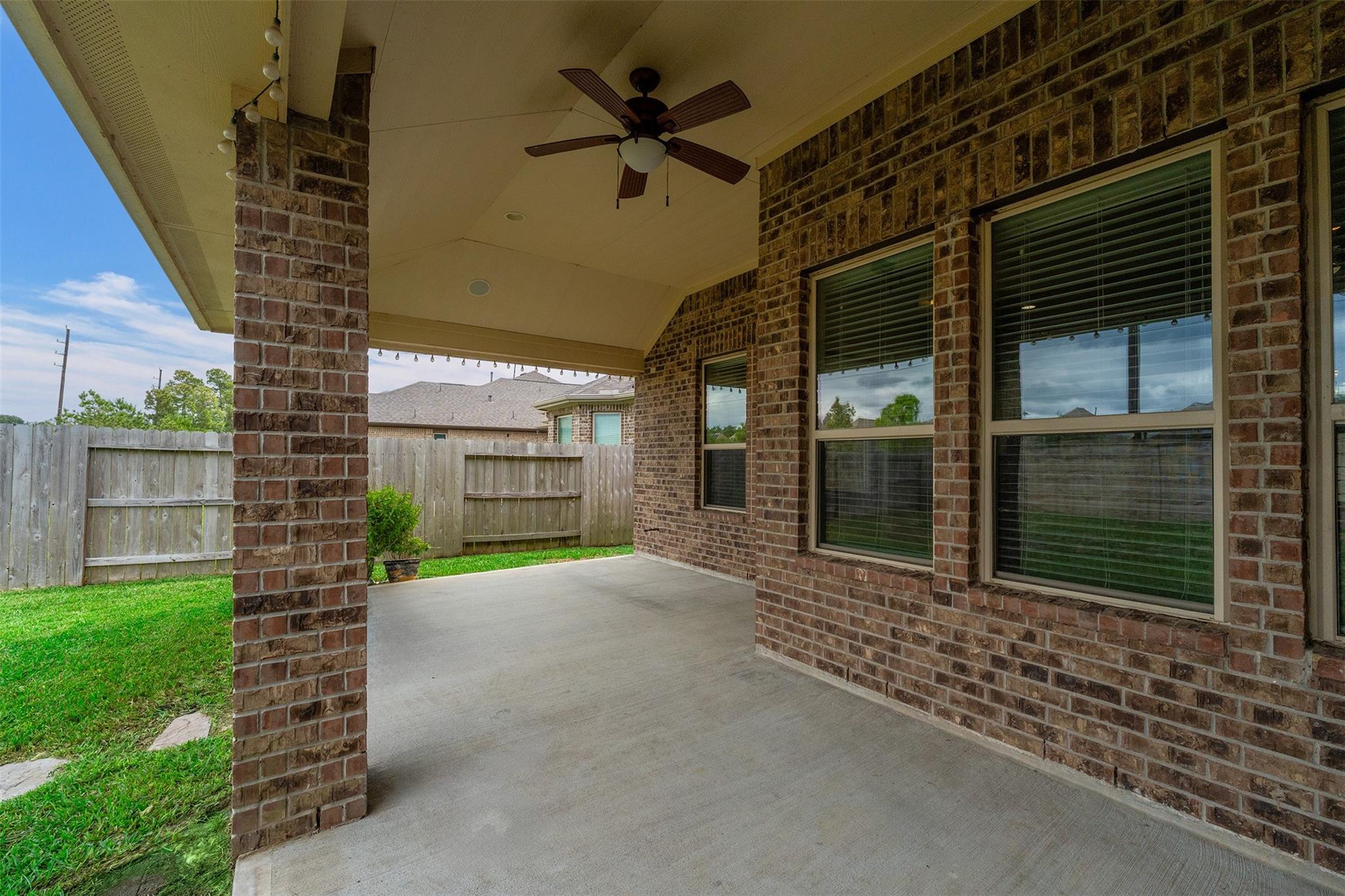 3827 Fleetwood Falls Lane Property Photo 40