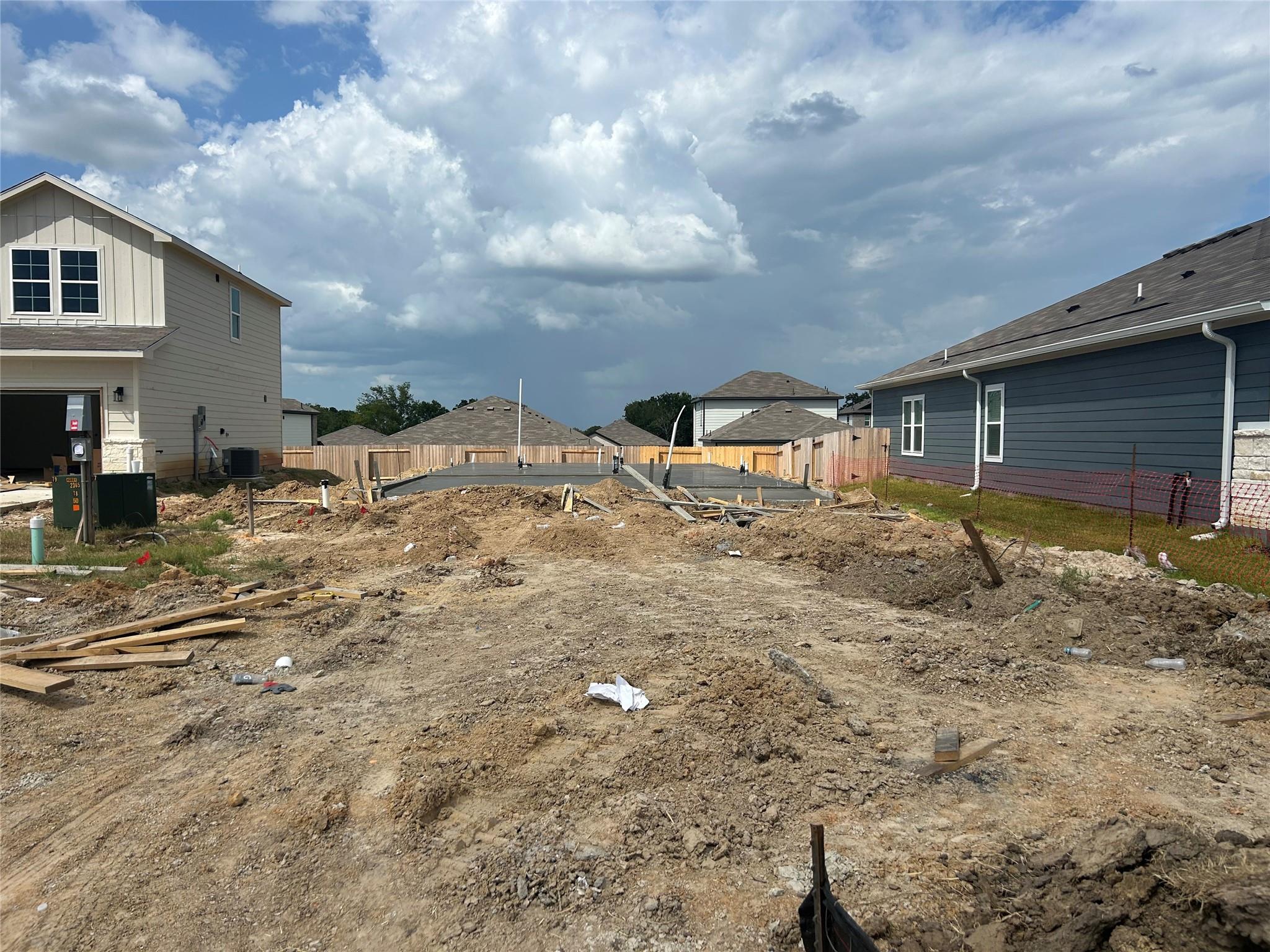10705 Aston Court Property Photo 23