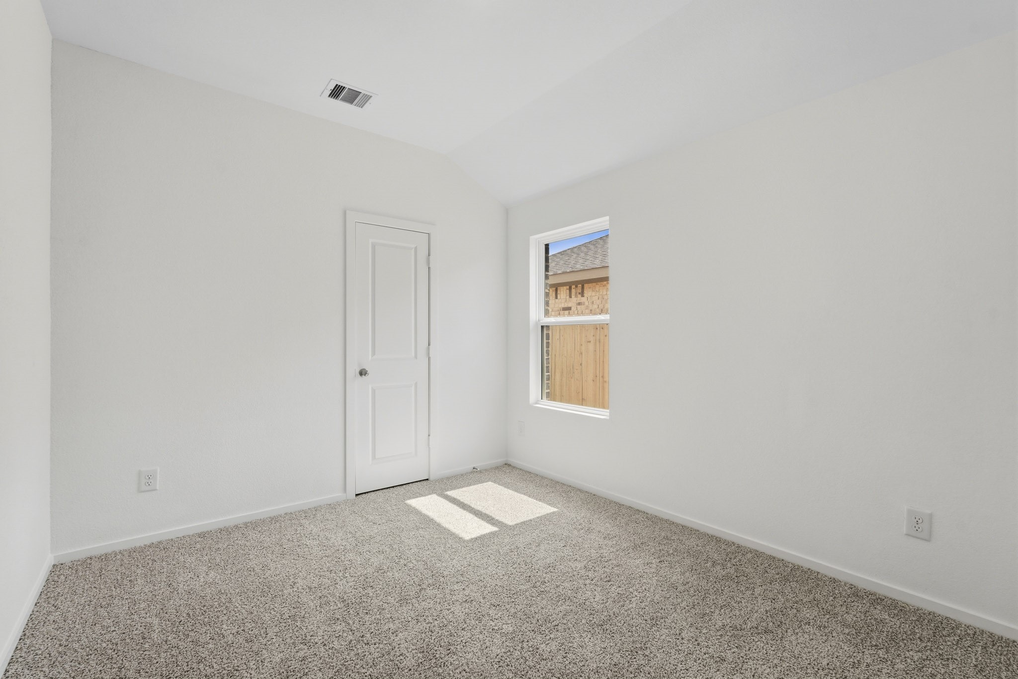21931 Messina Springs Drive Property Photo 14