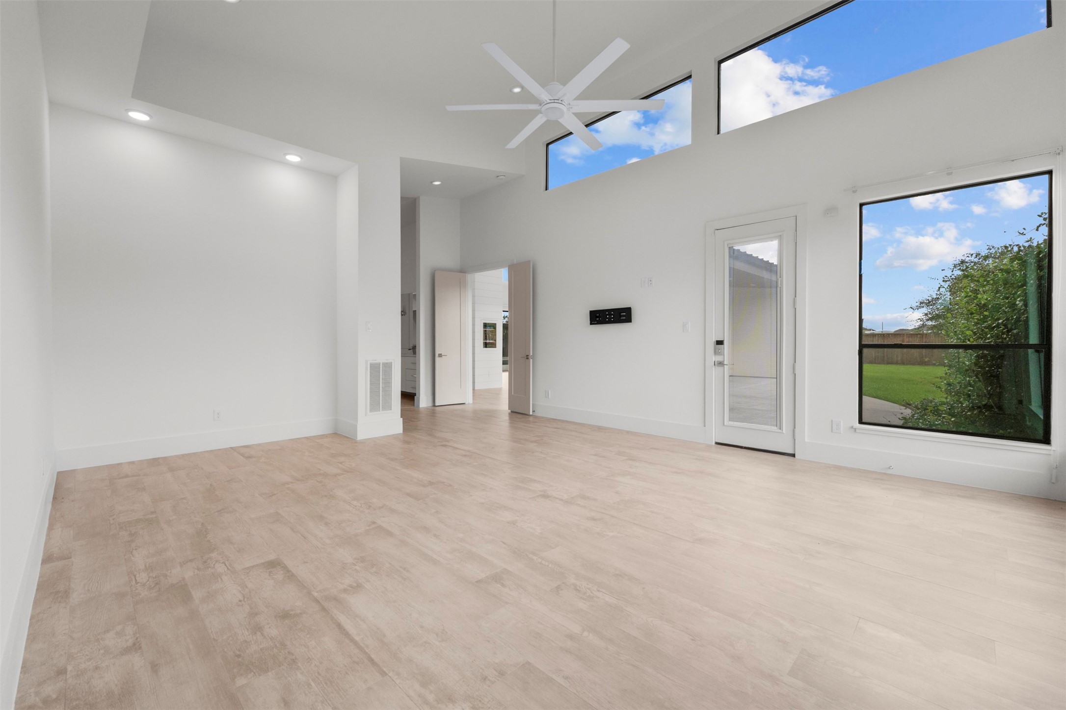 3932 Windsor Mist Lane Property Photo 27