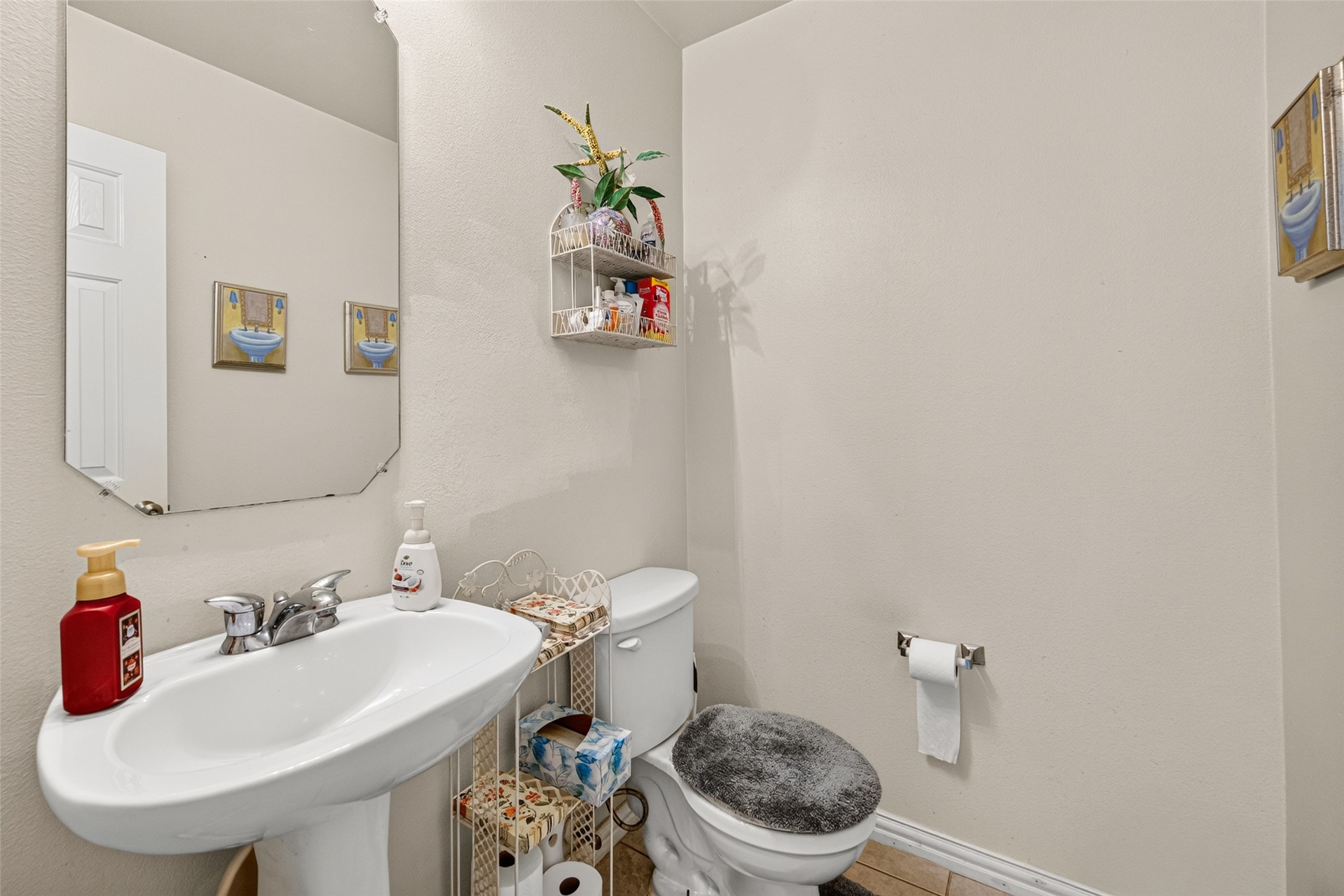 1302 E April Rain Court Property Photo 23