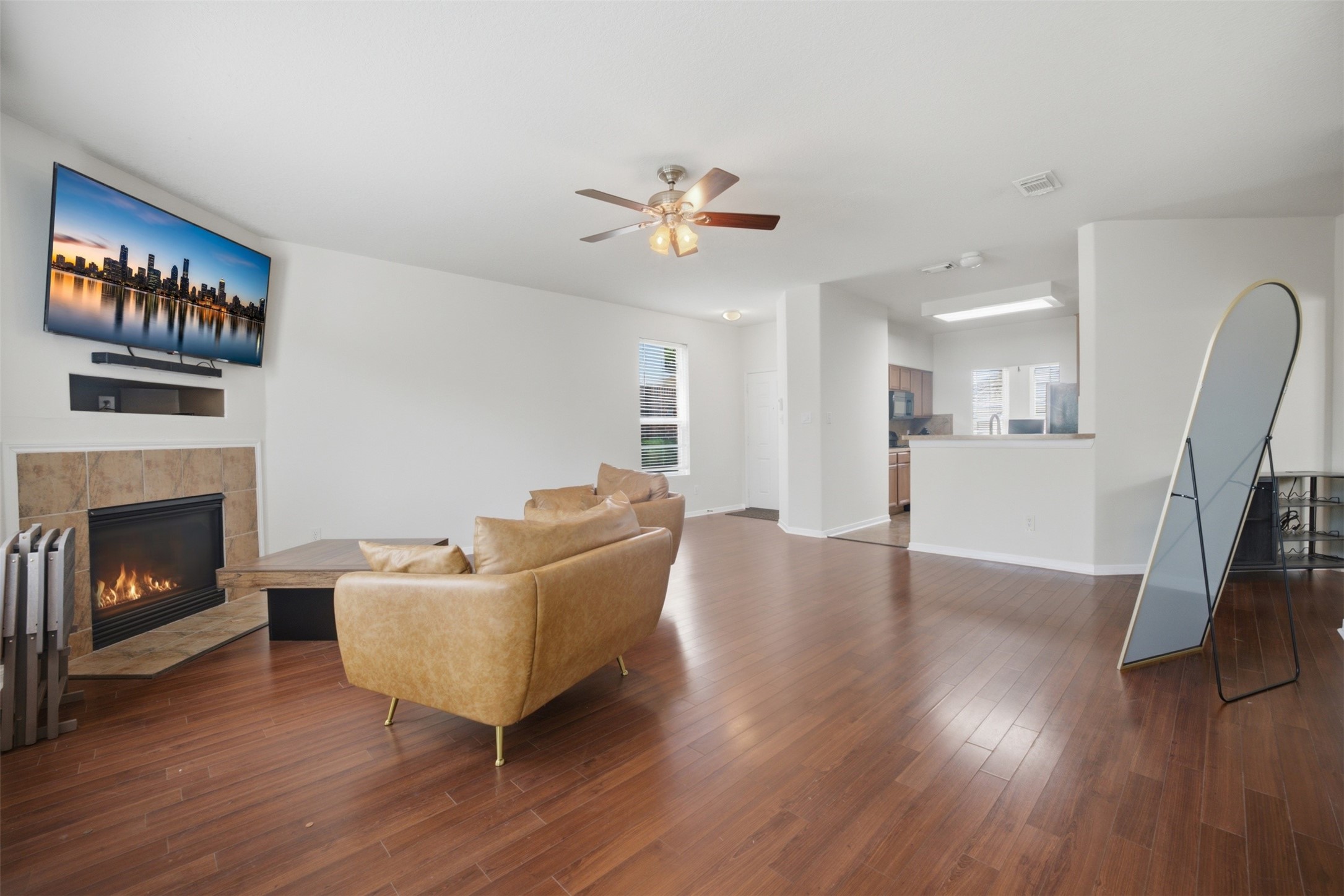 5034 Forest Hurst Drive Property Photo 2