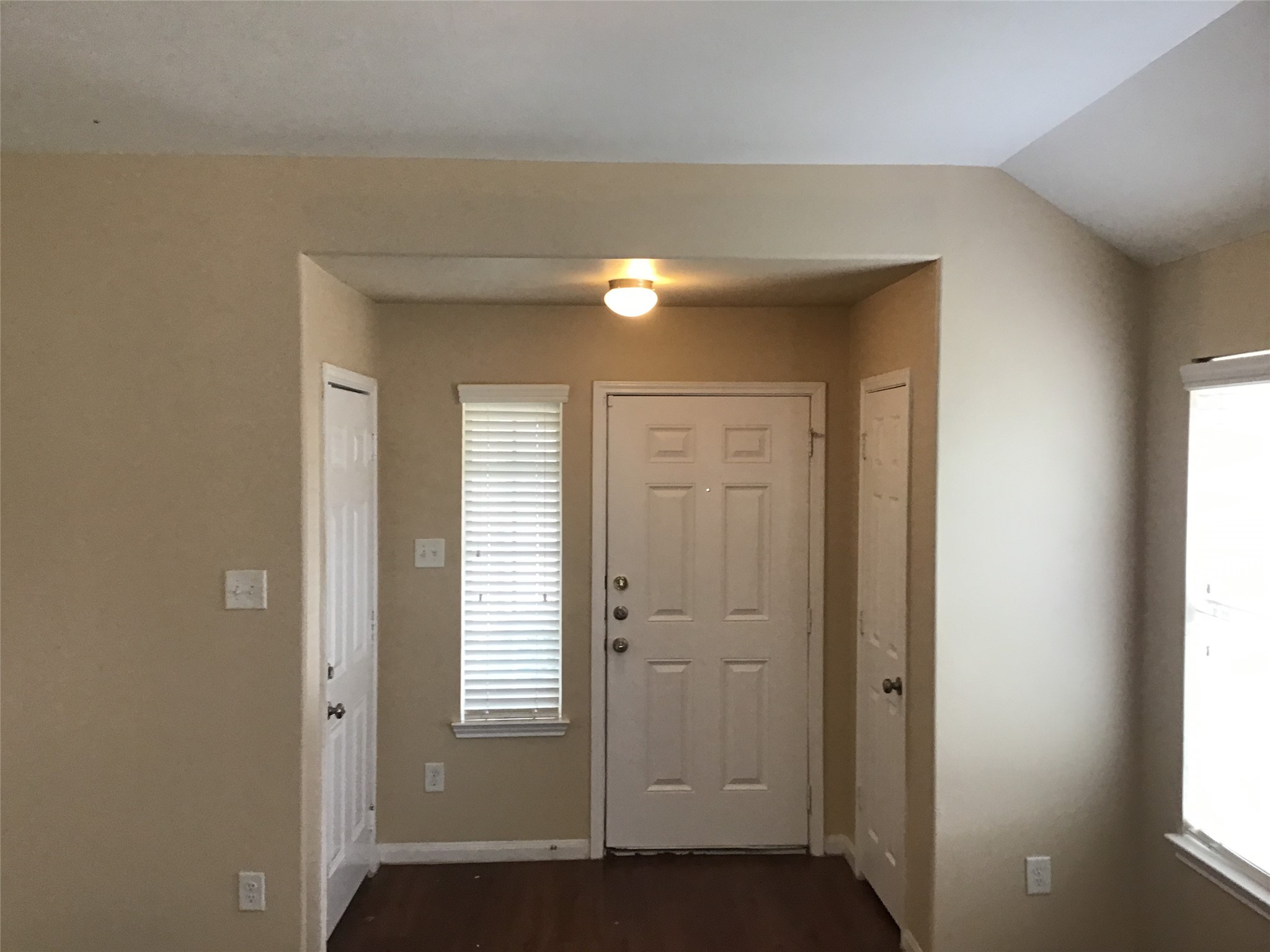 21507 Donata Circle Property Photo 7