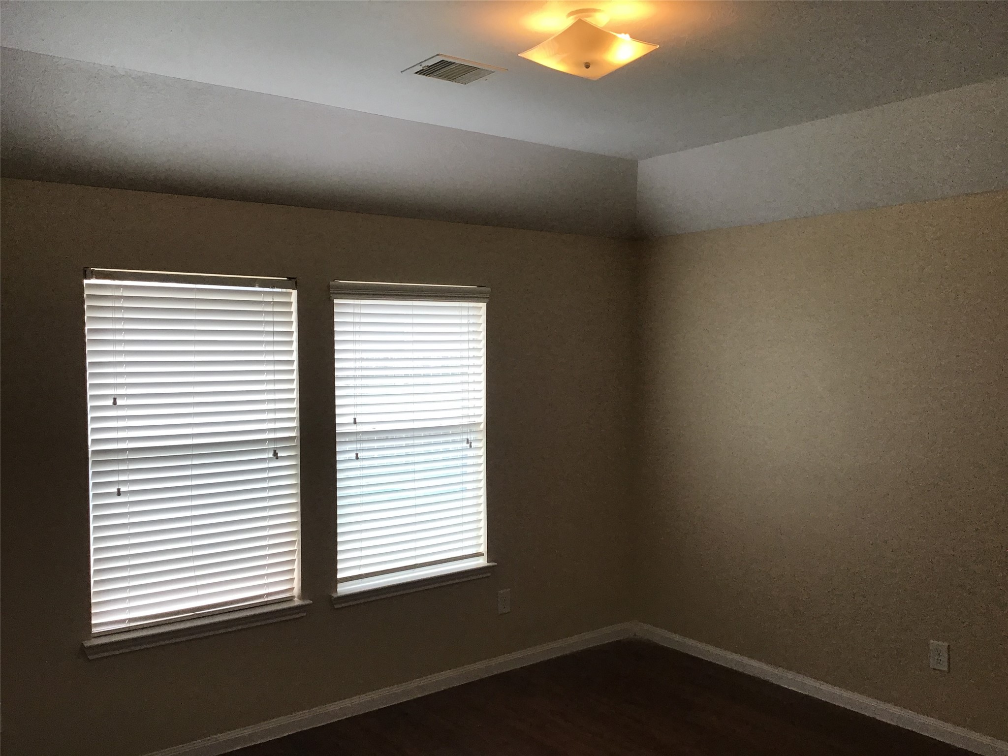 21507 Donata Circle Property Photo 8