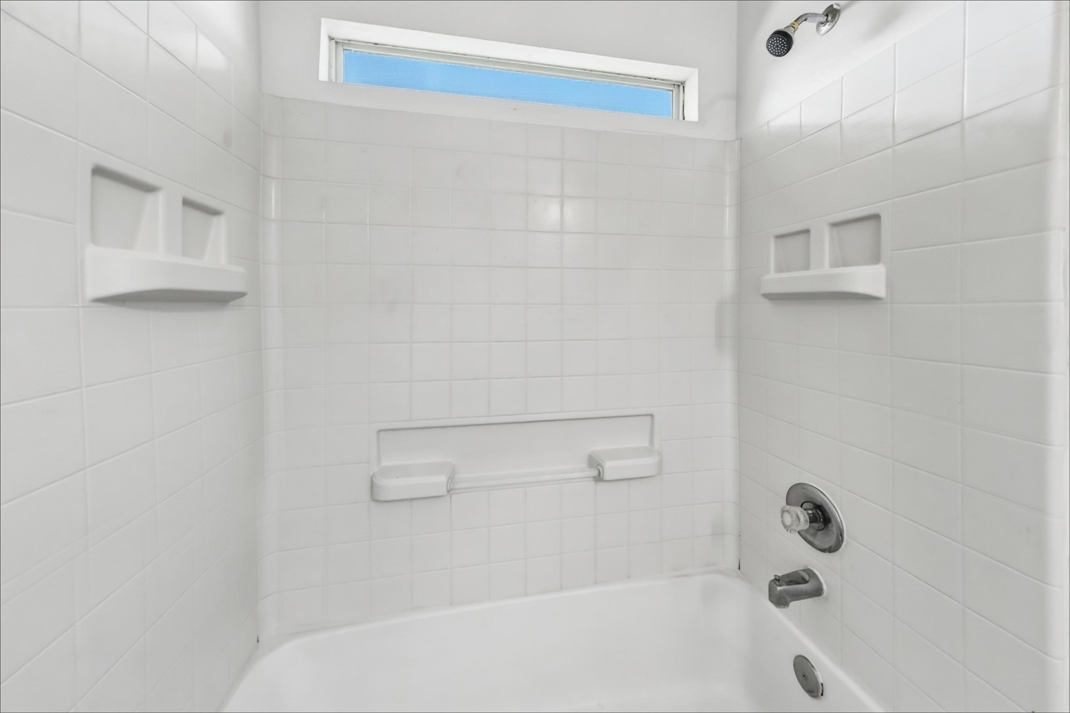 21507 Donata Circle Property Photo 10