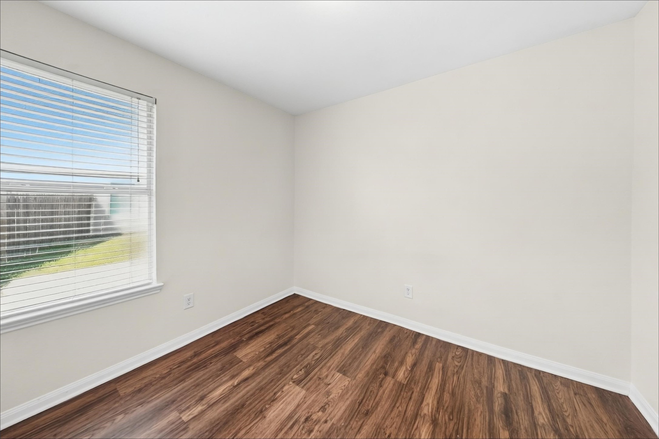 21507 Donata Circle Property Photo 11