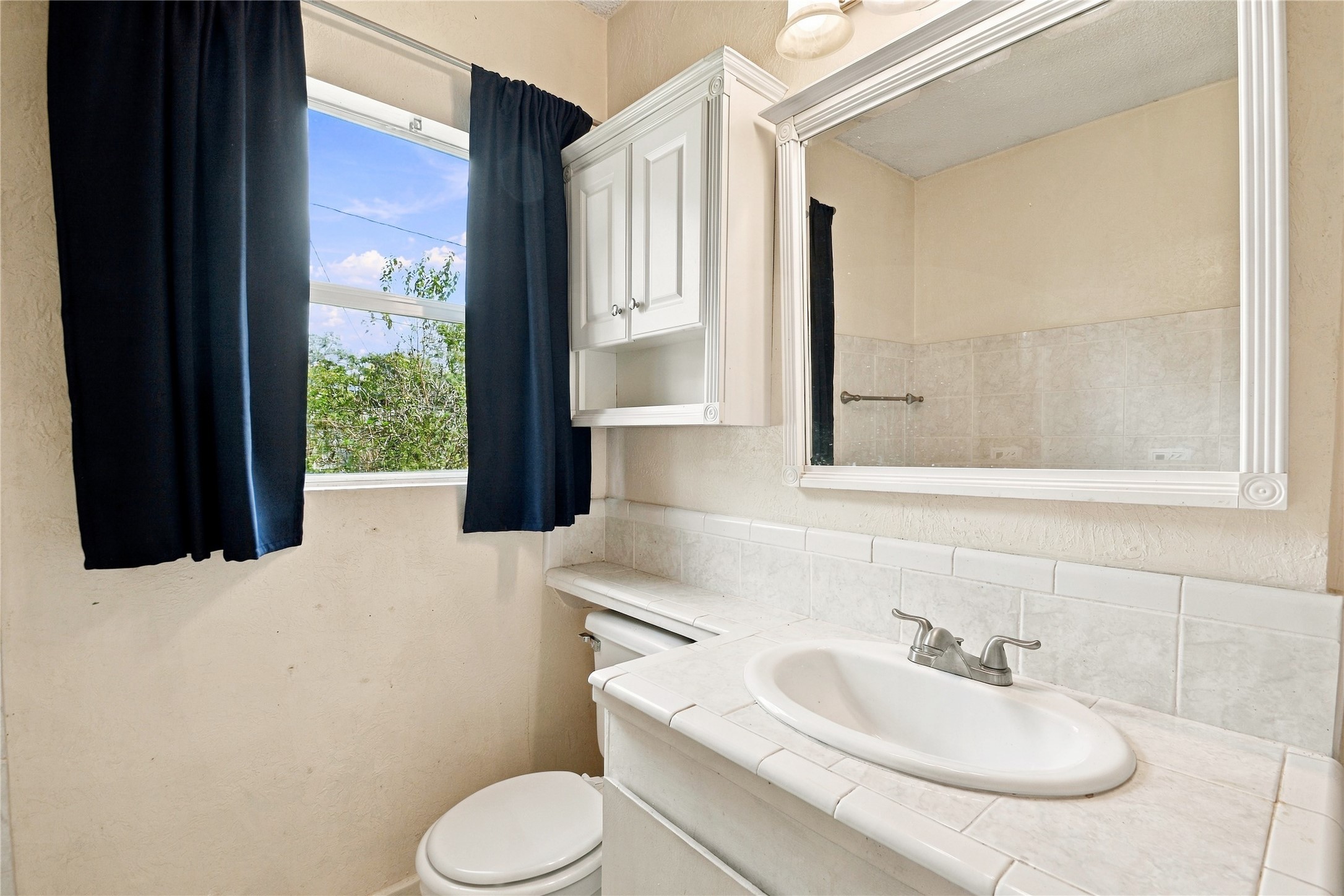 5805 Bretshire Drive Property Photo 9
