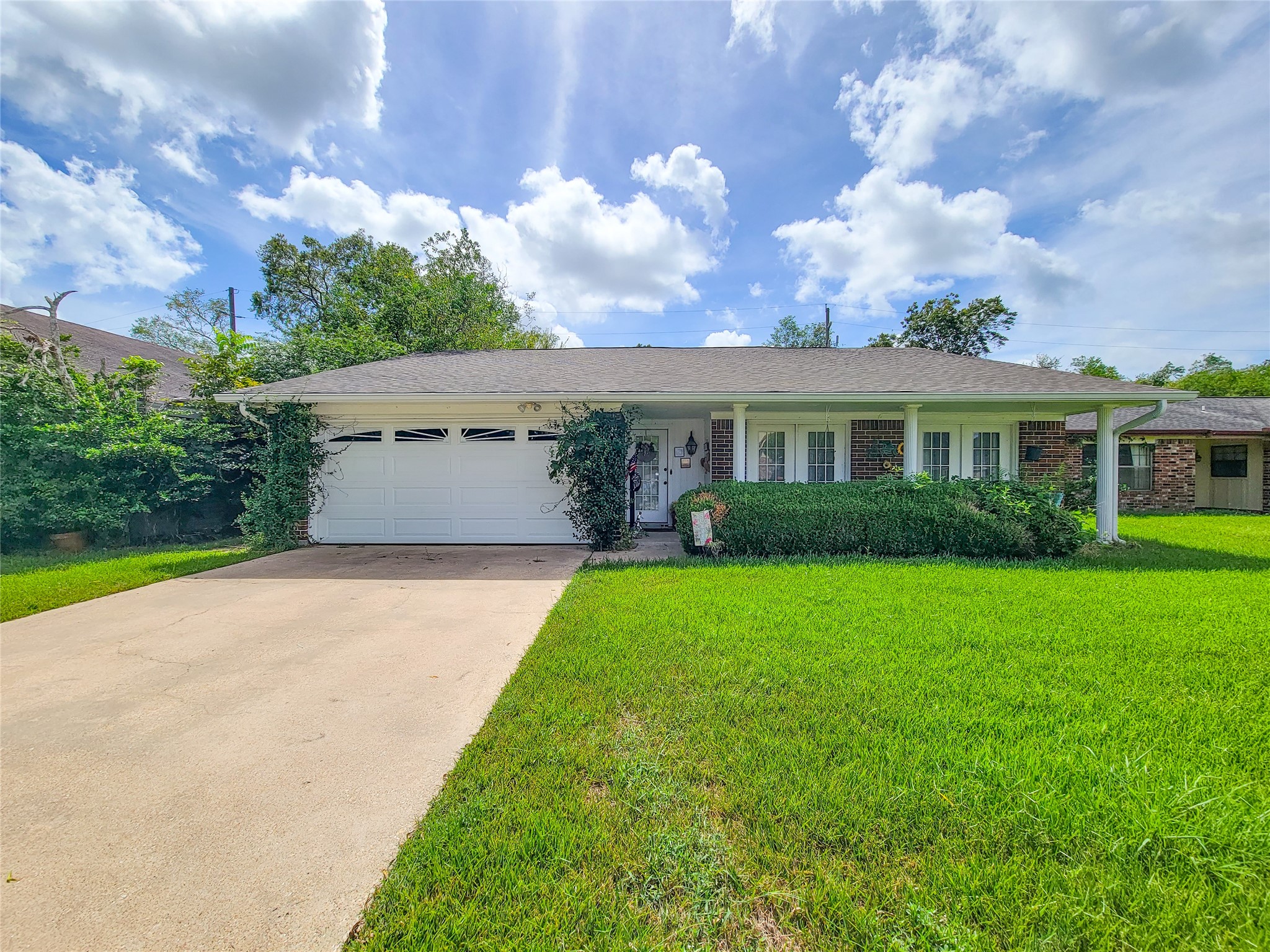 8855 Casey Drive Property Photo 1