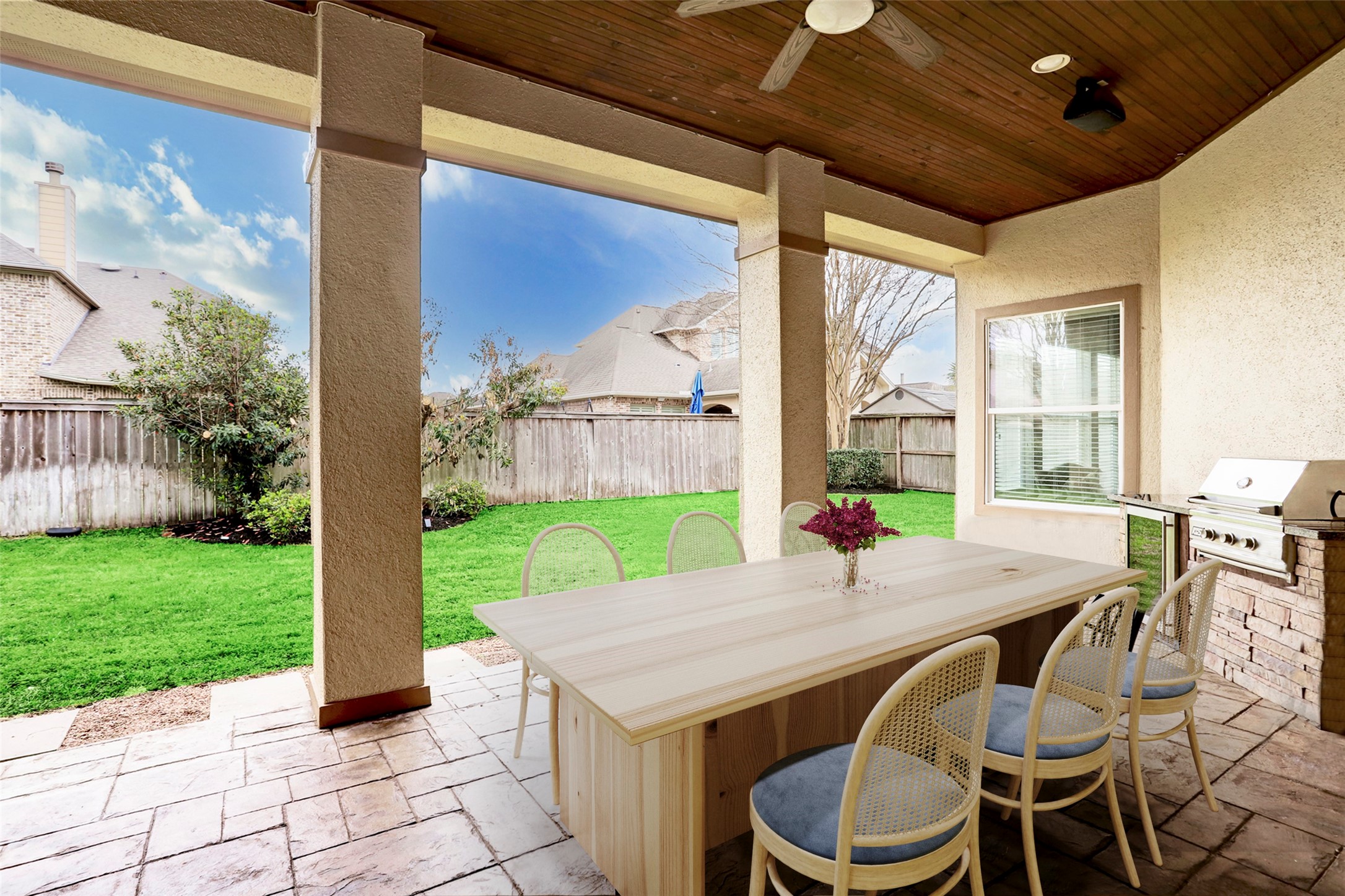 26214 Kingsgate Lane Property Photo 14