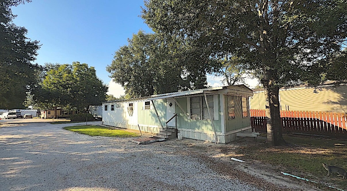 906 E Calhoun Street Property Photo 10