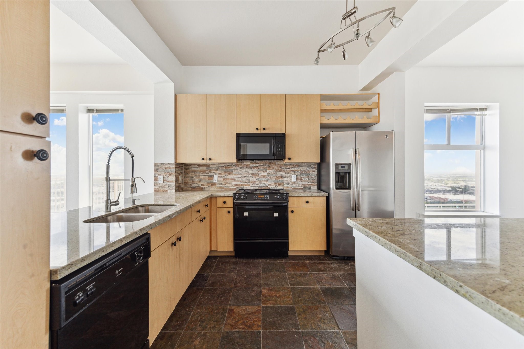 3505 Sage Road 2810 Property Photo 5