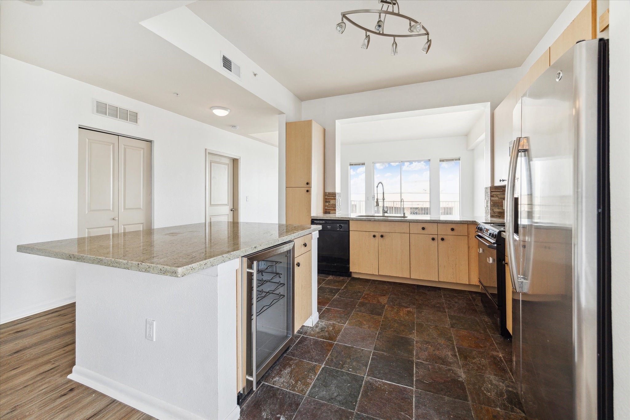 3505 Sage Road 2810 Property Photo 6