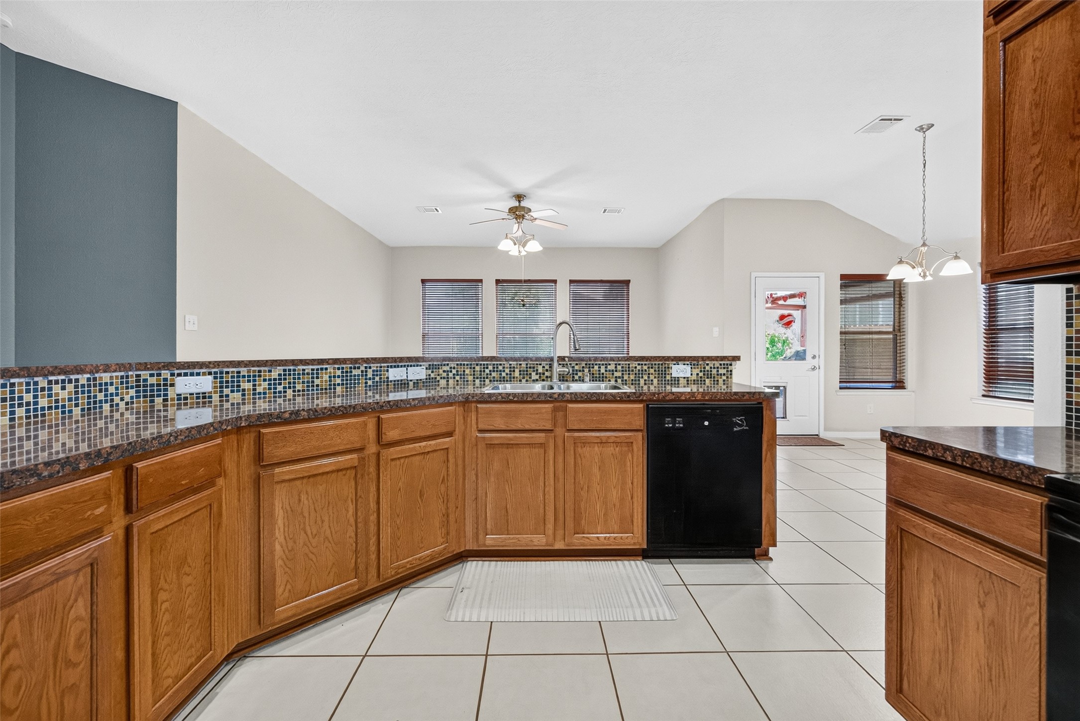 15734 Bannowsky Lane Property Photo 14