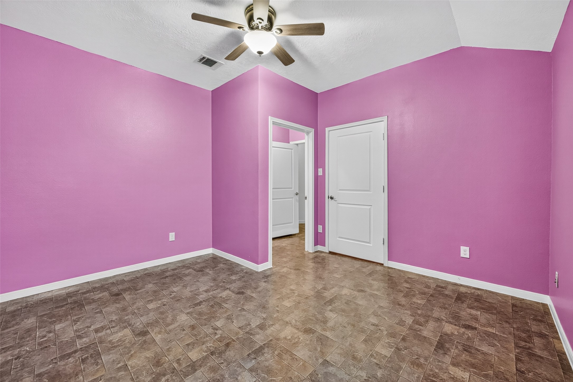 15734 Bannowsky Lane Property Photo 31