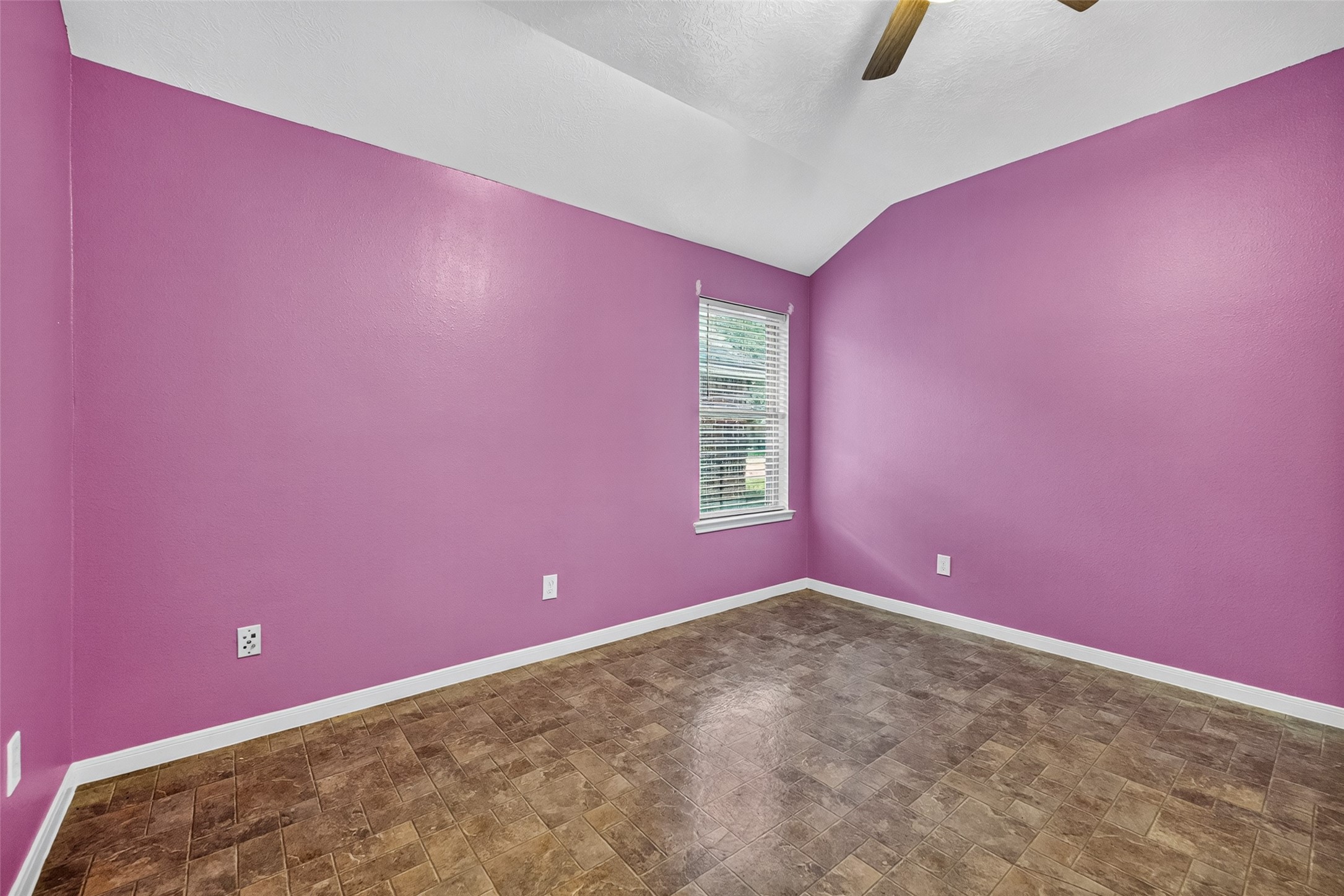 15734 Bannowsky Lane Property Photo 33