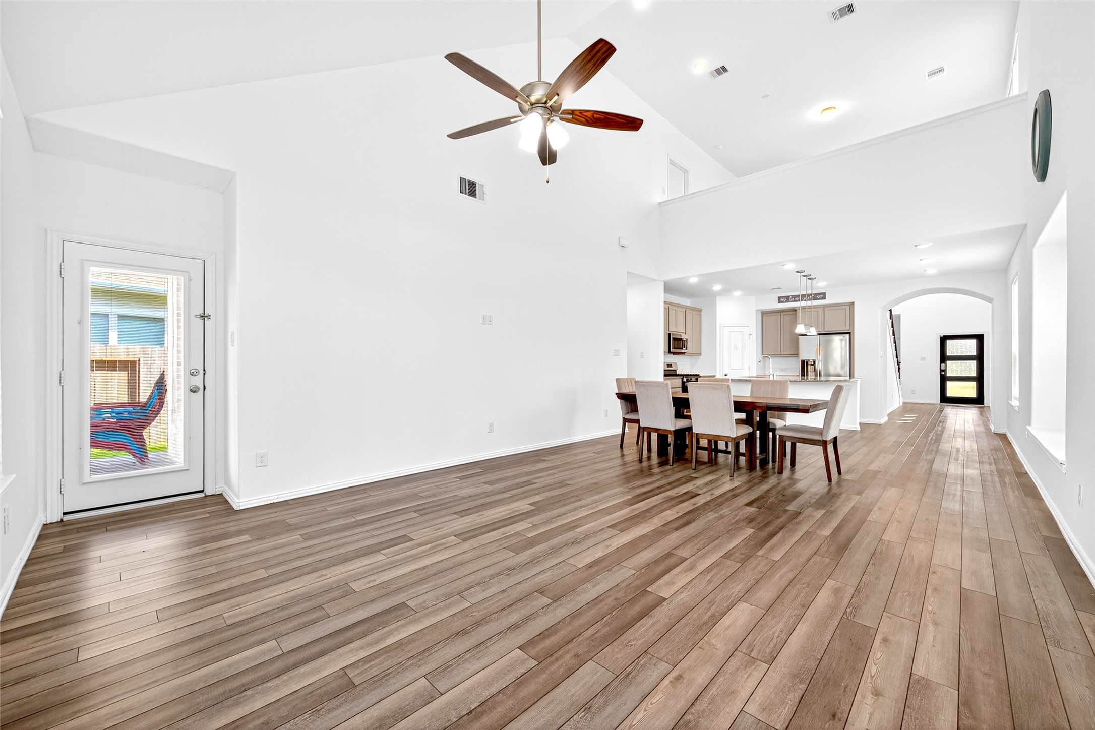 29897 Dovetail Bluff Lane Property Photo 13