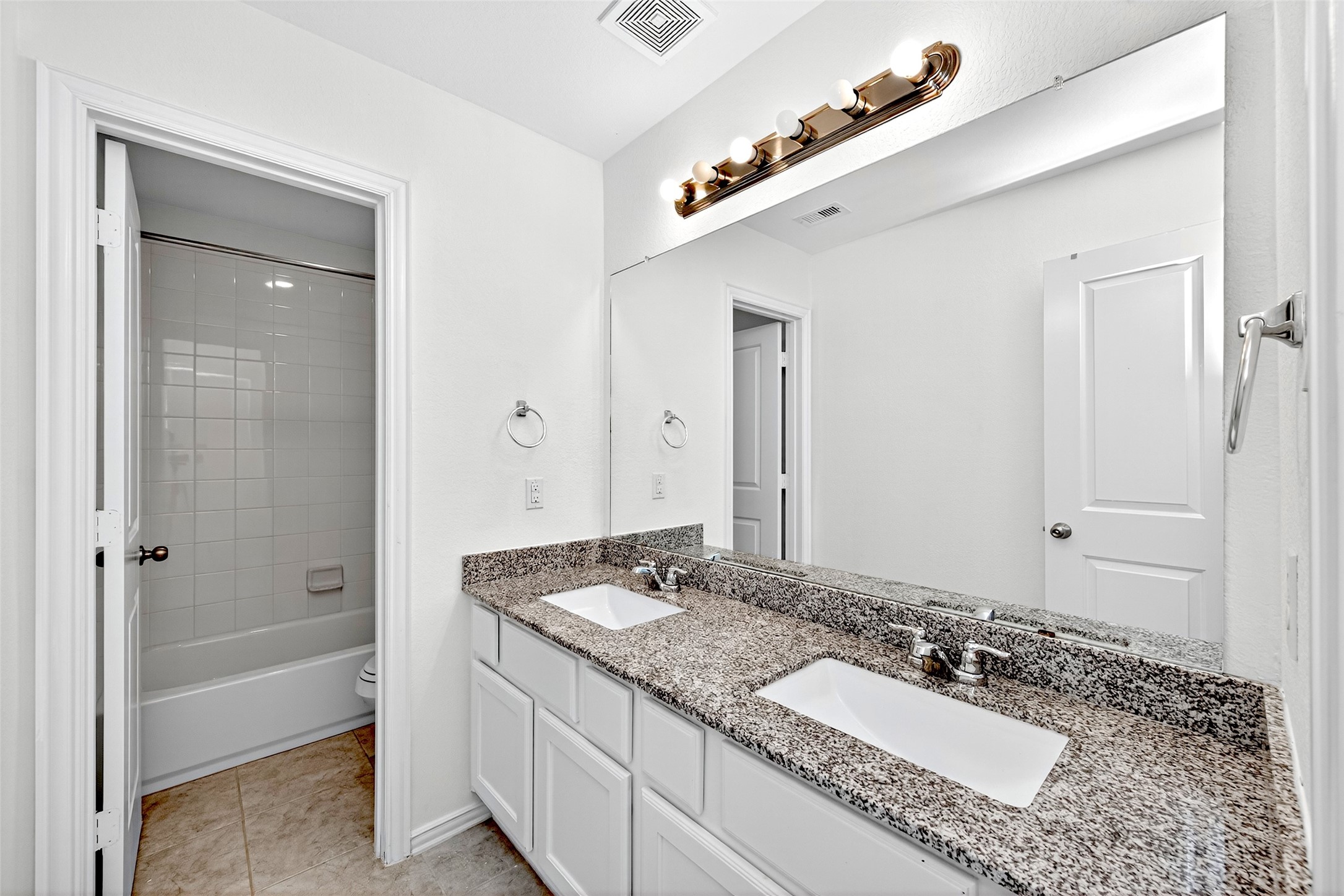 29897 Dovetail Bluff Lane Property Photo 31