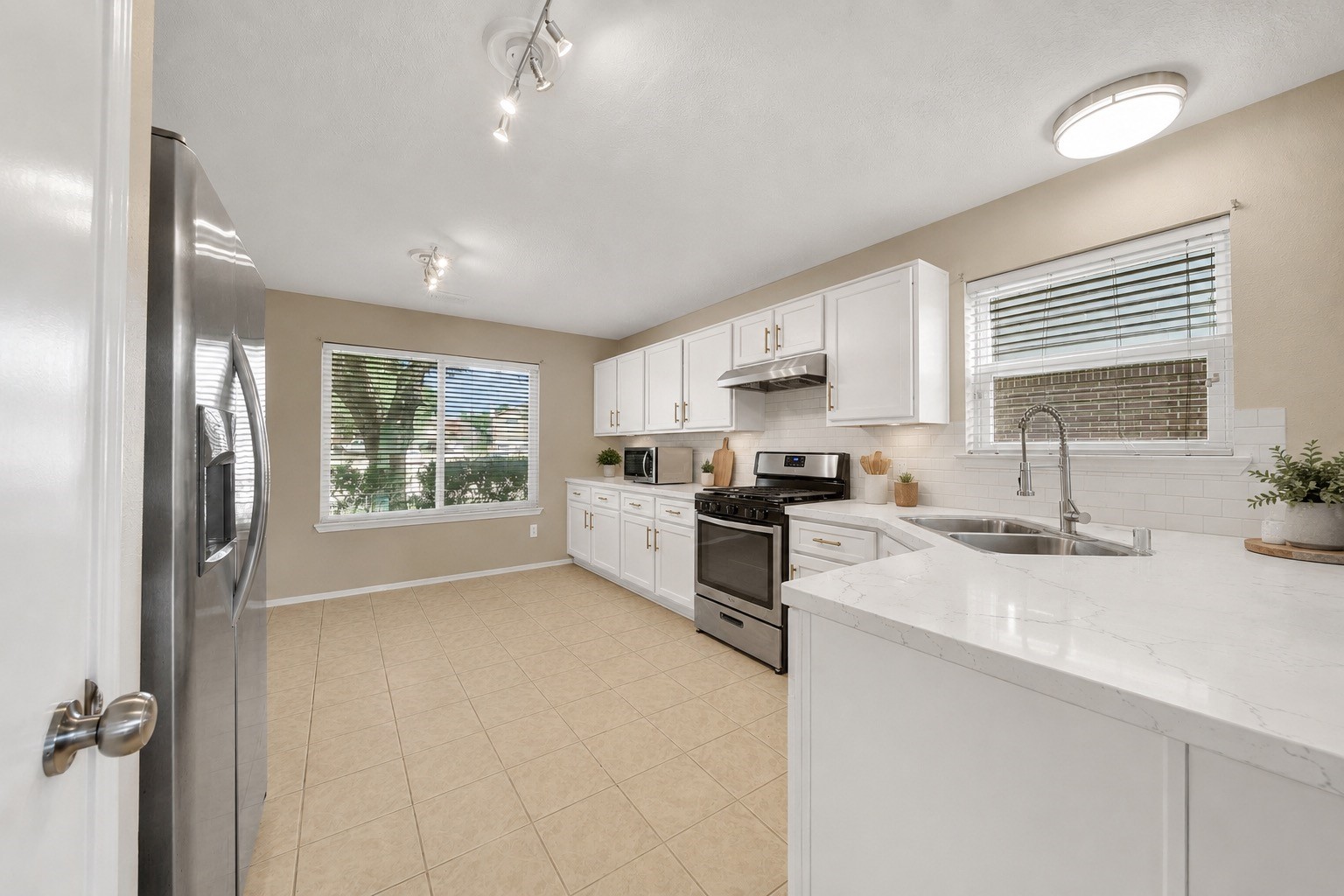 3406 Morningtide Drive Property Photo 45