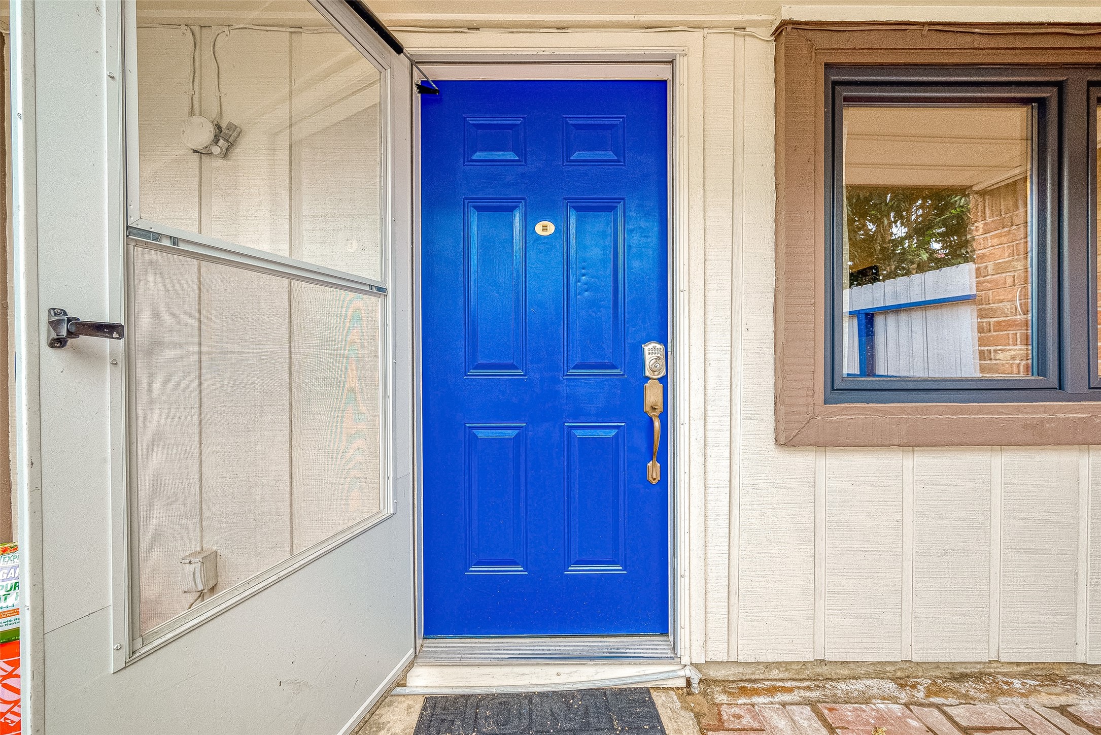 12042 Mighty Oak Drive B Property Photo 6