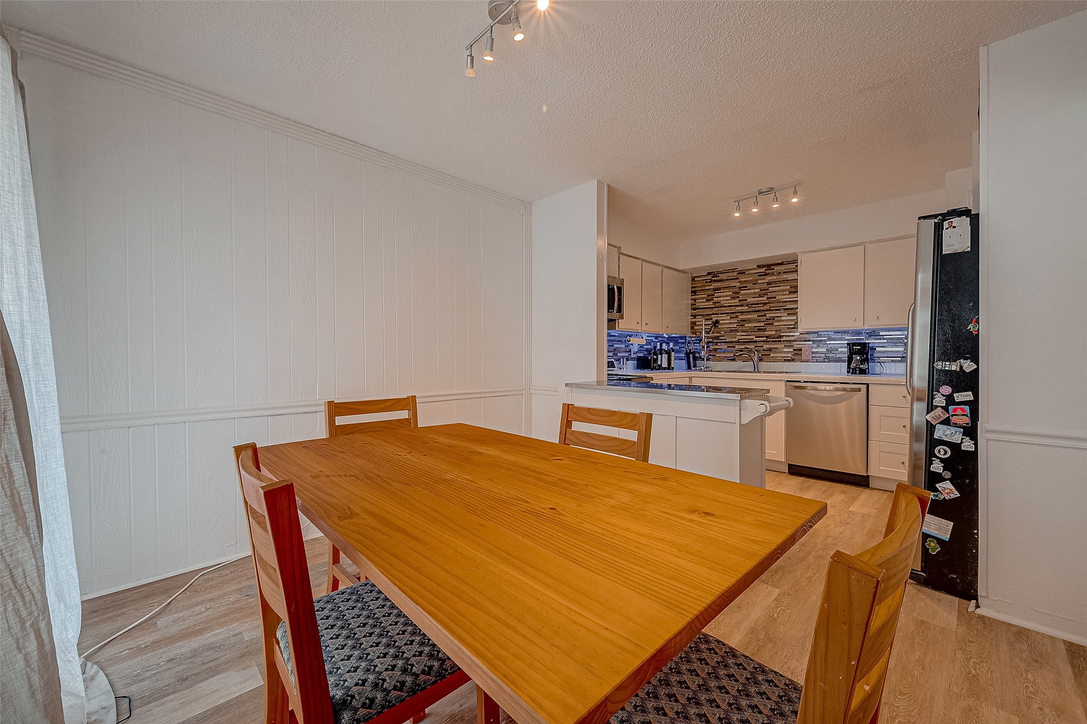 12042 Mighty Oak Drive B Property Photo 15