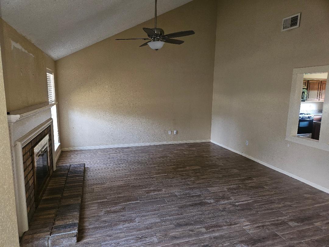 12414 Bent Pine Drive Property Photo 8