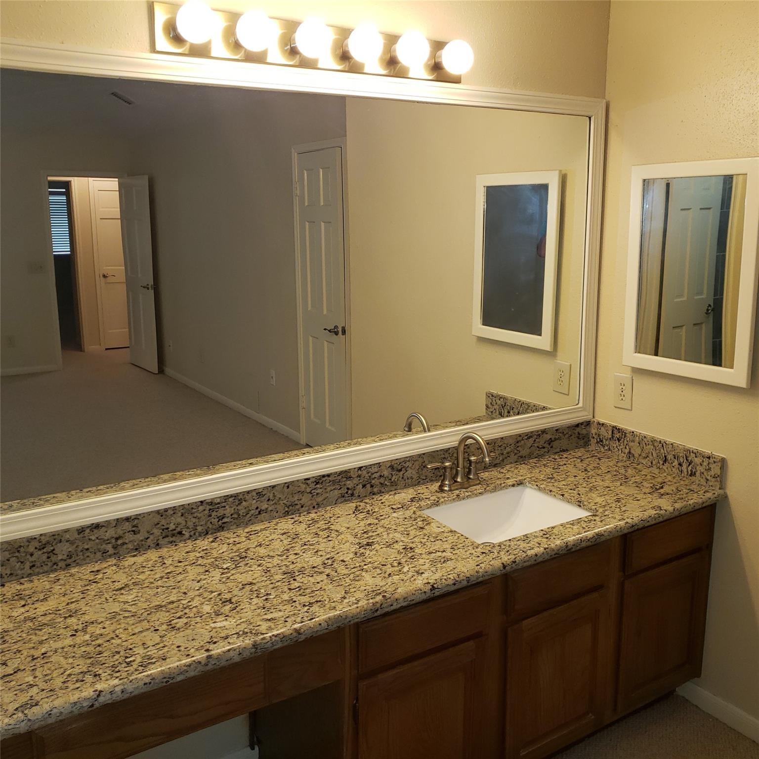 12414 Bent Pine Drive Property Photo 12