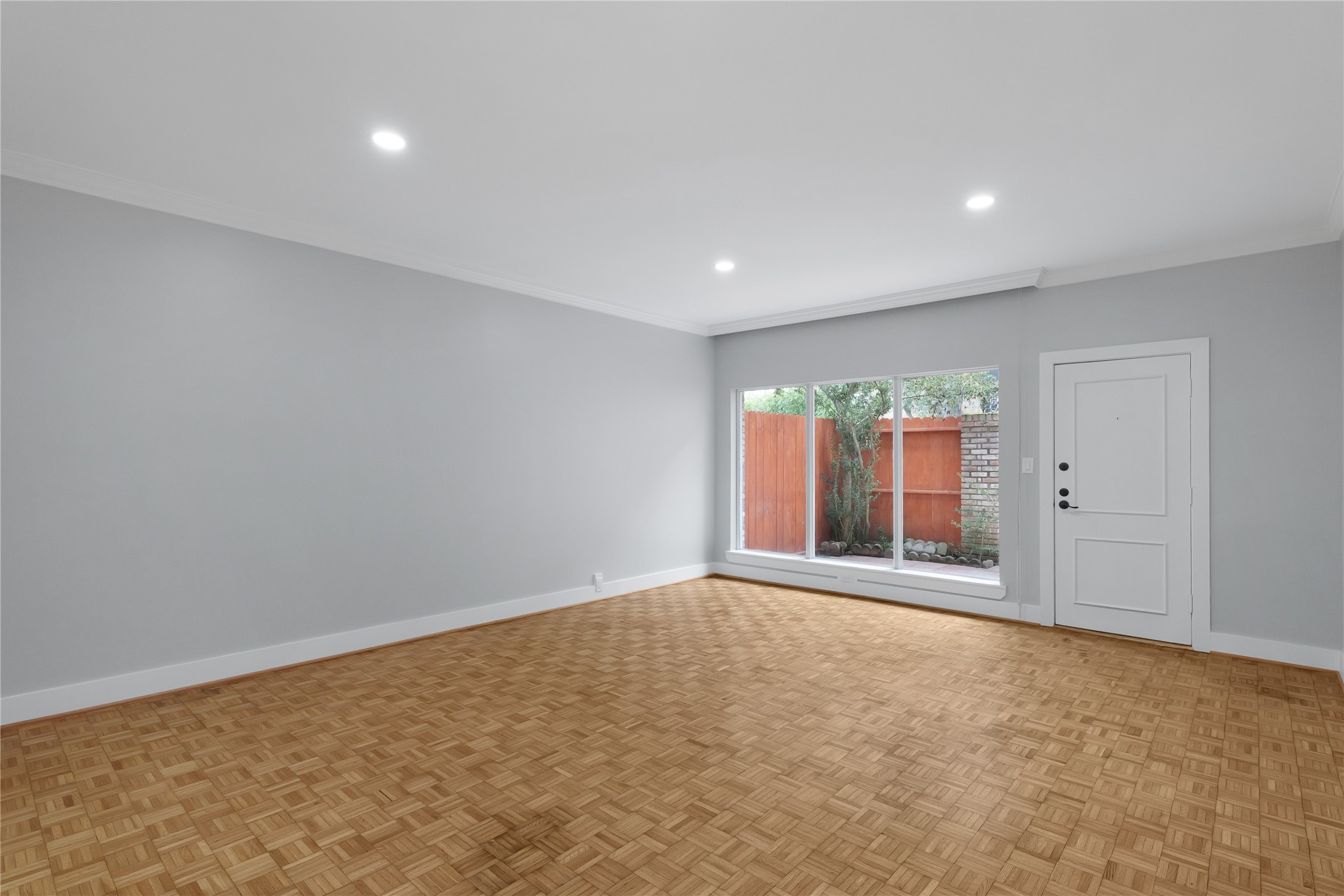 7929 Woodway Drive 4 Property Photo 12
