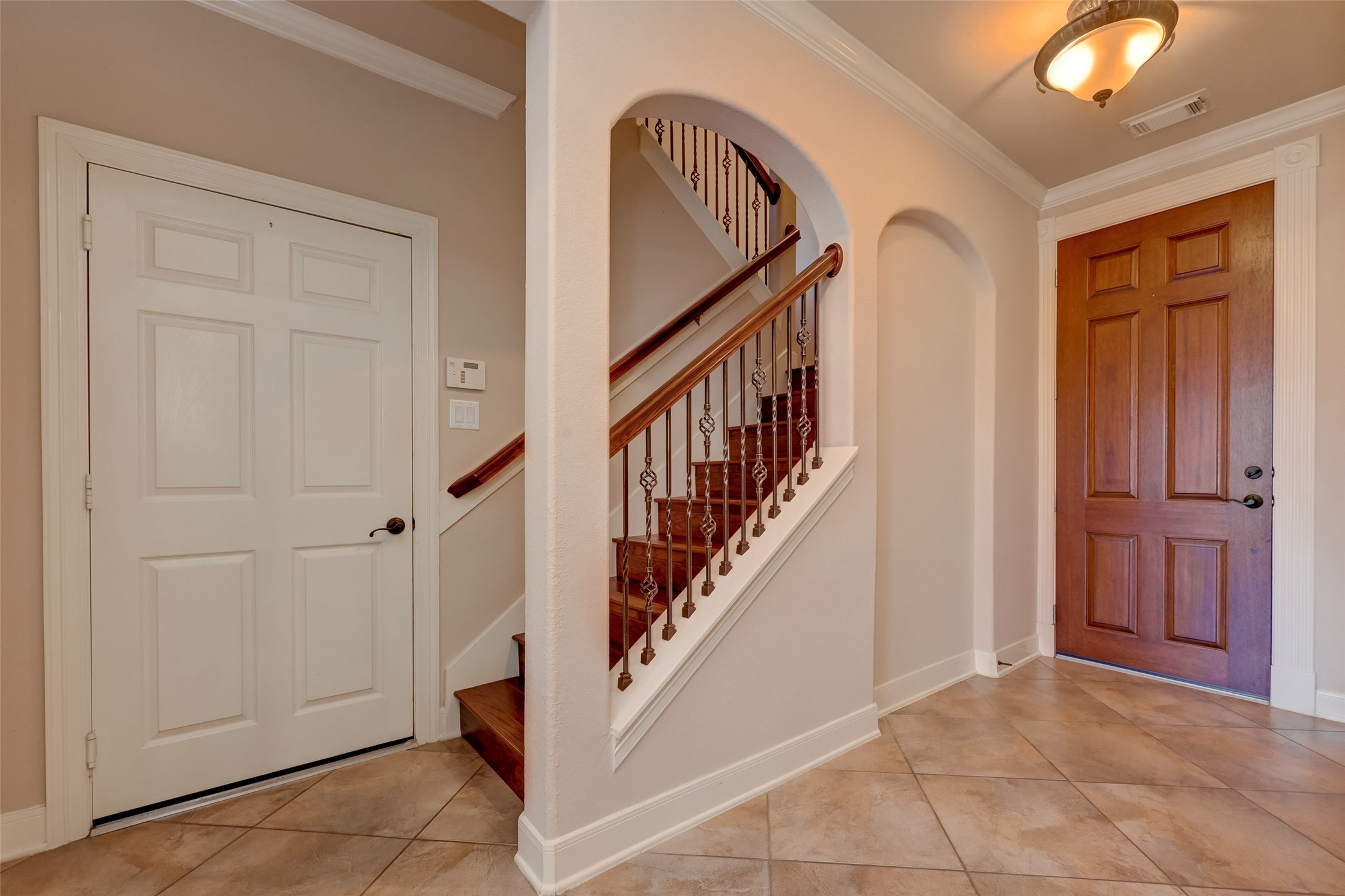 74 Shell Port Square Property Photo 8