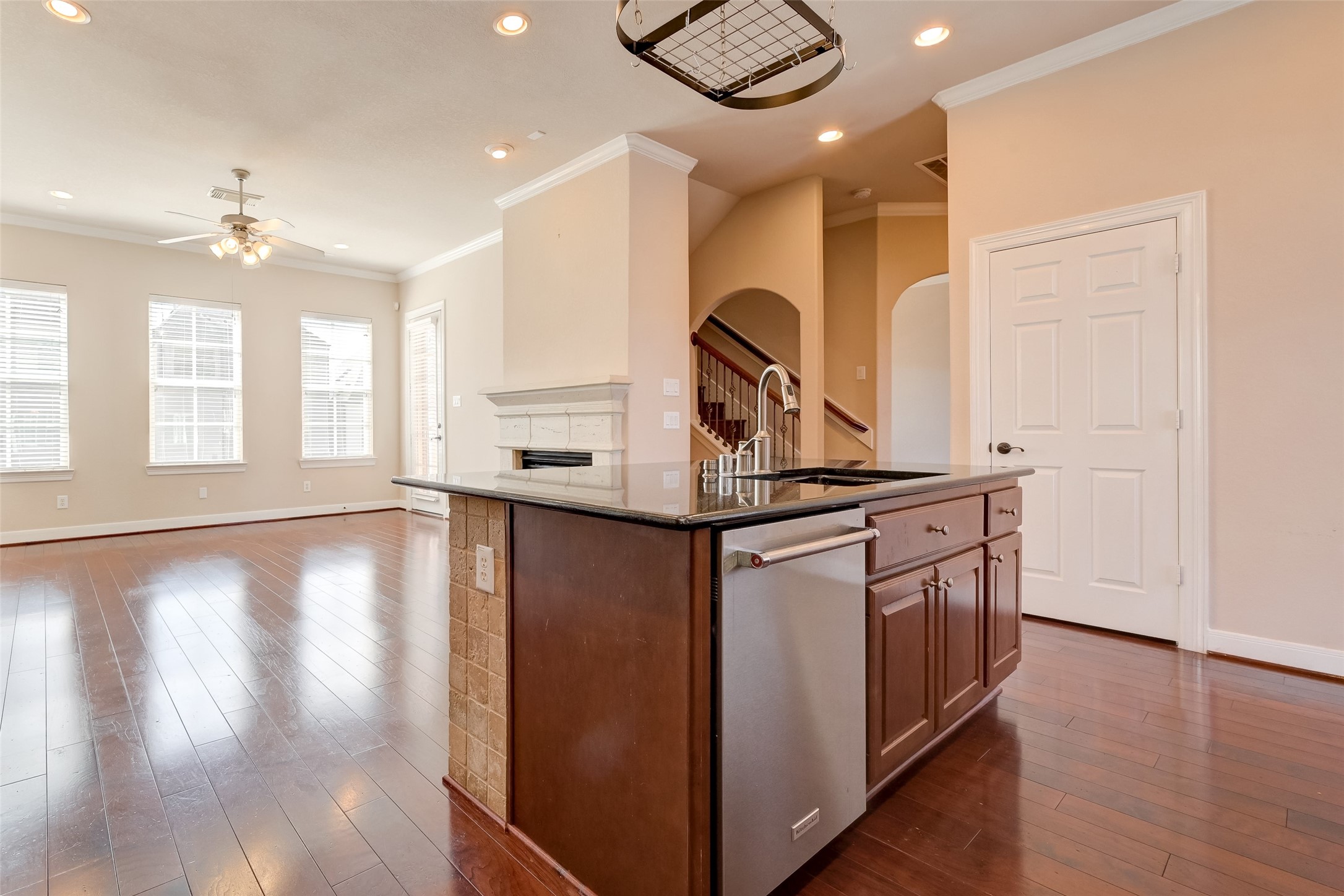 74 Shell Port Square Property Photo 25