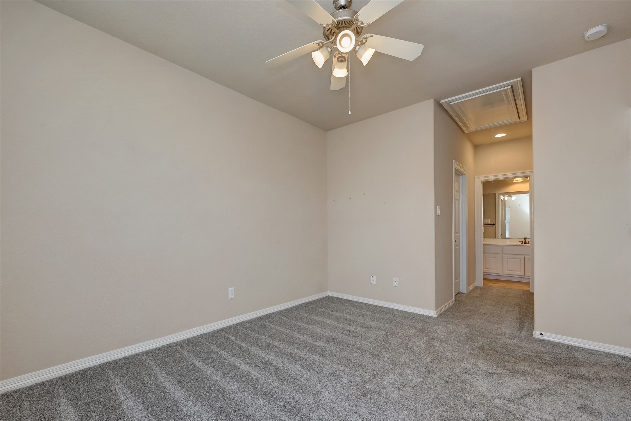 74 Shell Port Square Property Photo 33