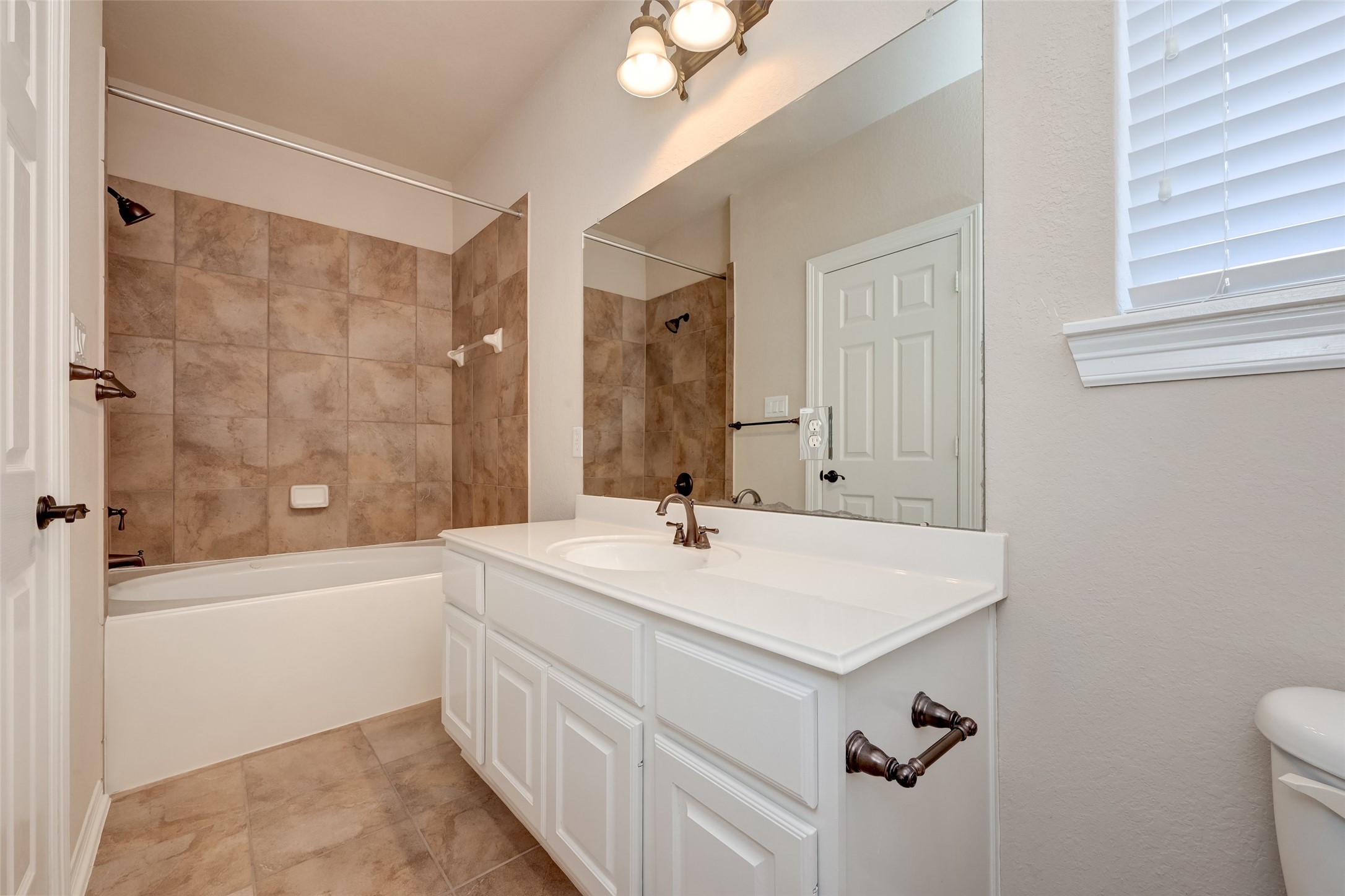 74 Shell Port Square Property Photo 34
