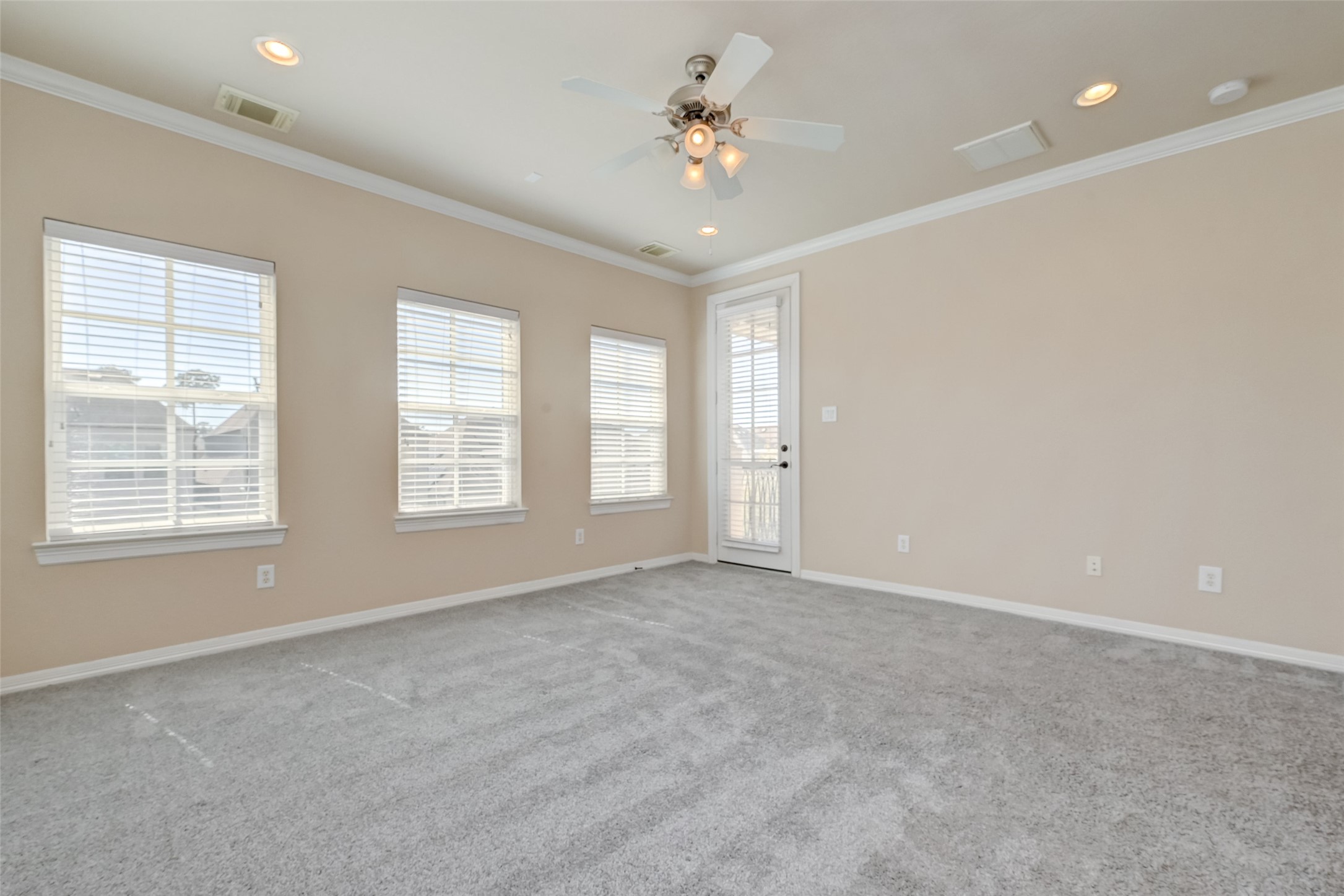 74 Shell Port Square Property Photo 39