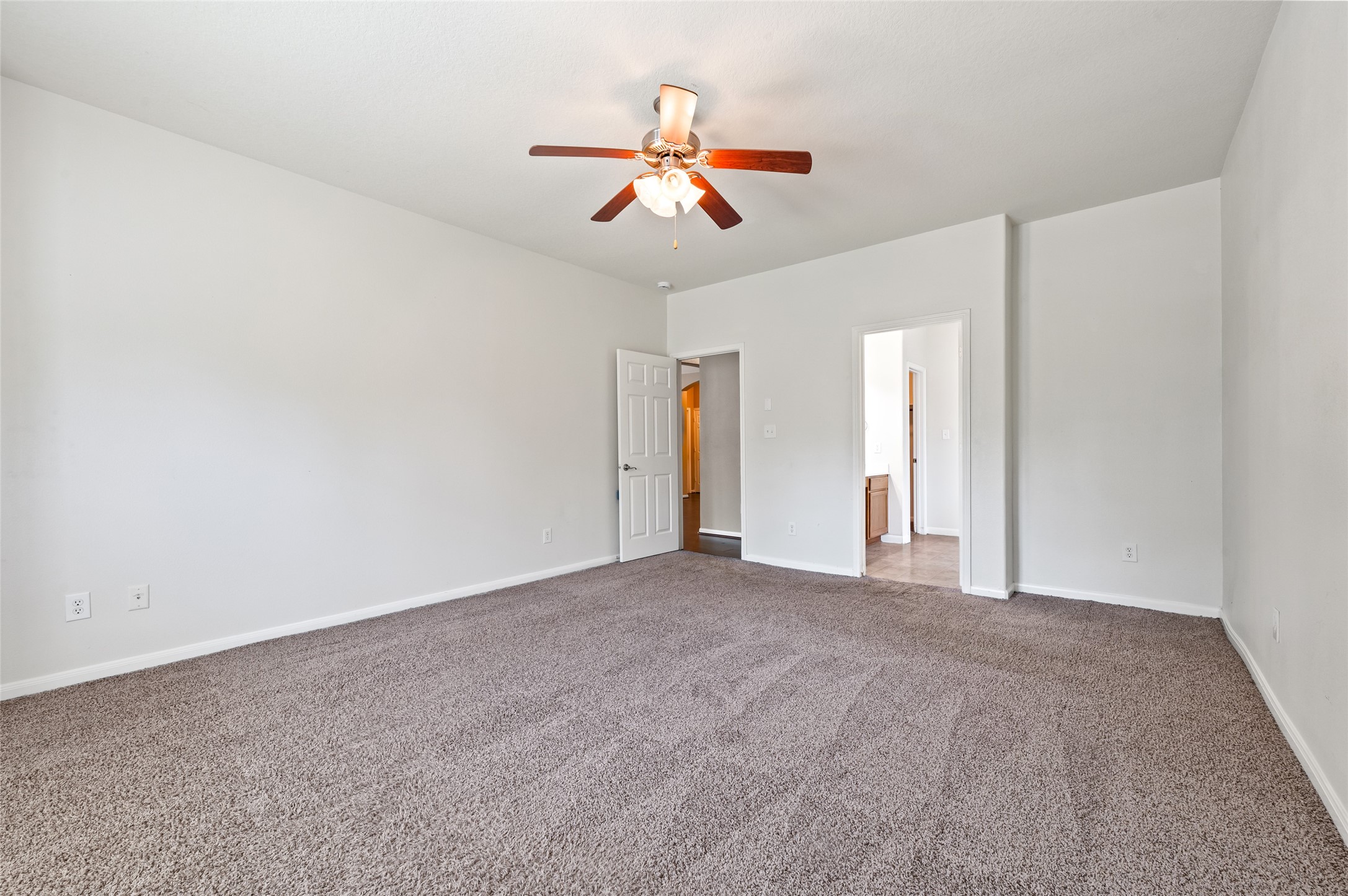 8618 E Highlands Crossing Property Photo 14